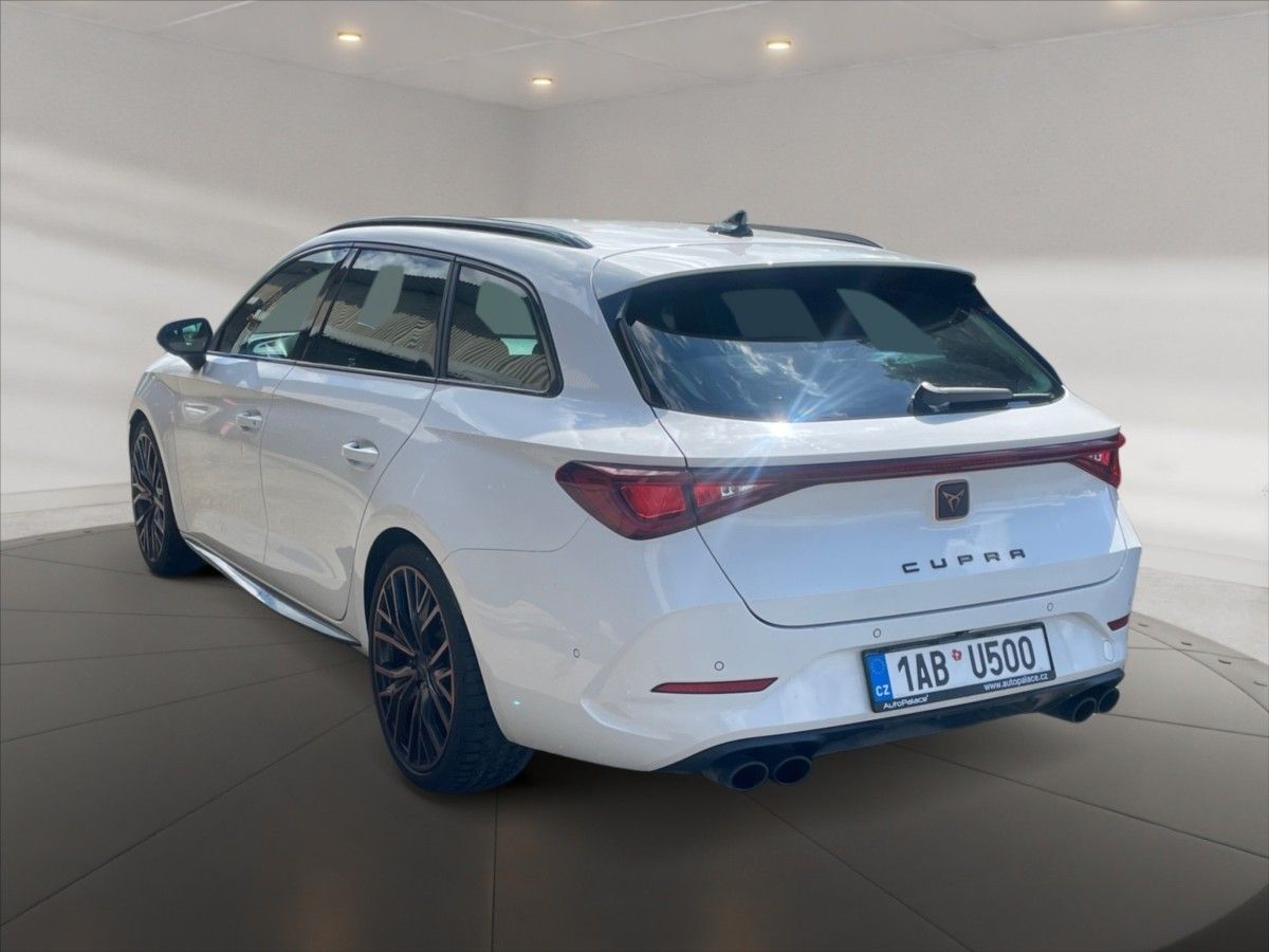 Cupra Leon, 2,0 TSI VZ 228 4WD AT - fotka 4