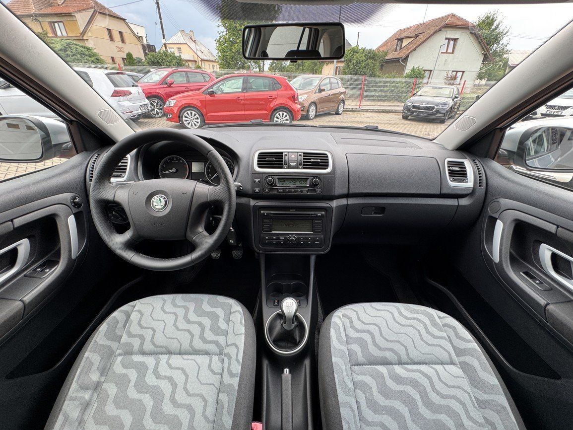 Škoda Fabia, 1.4 16V Digi Klima Tempomat - fotka 6