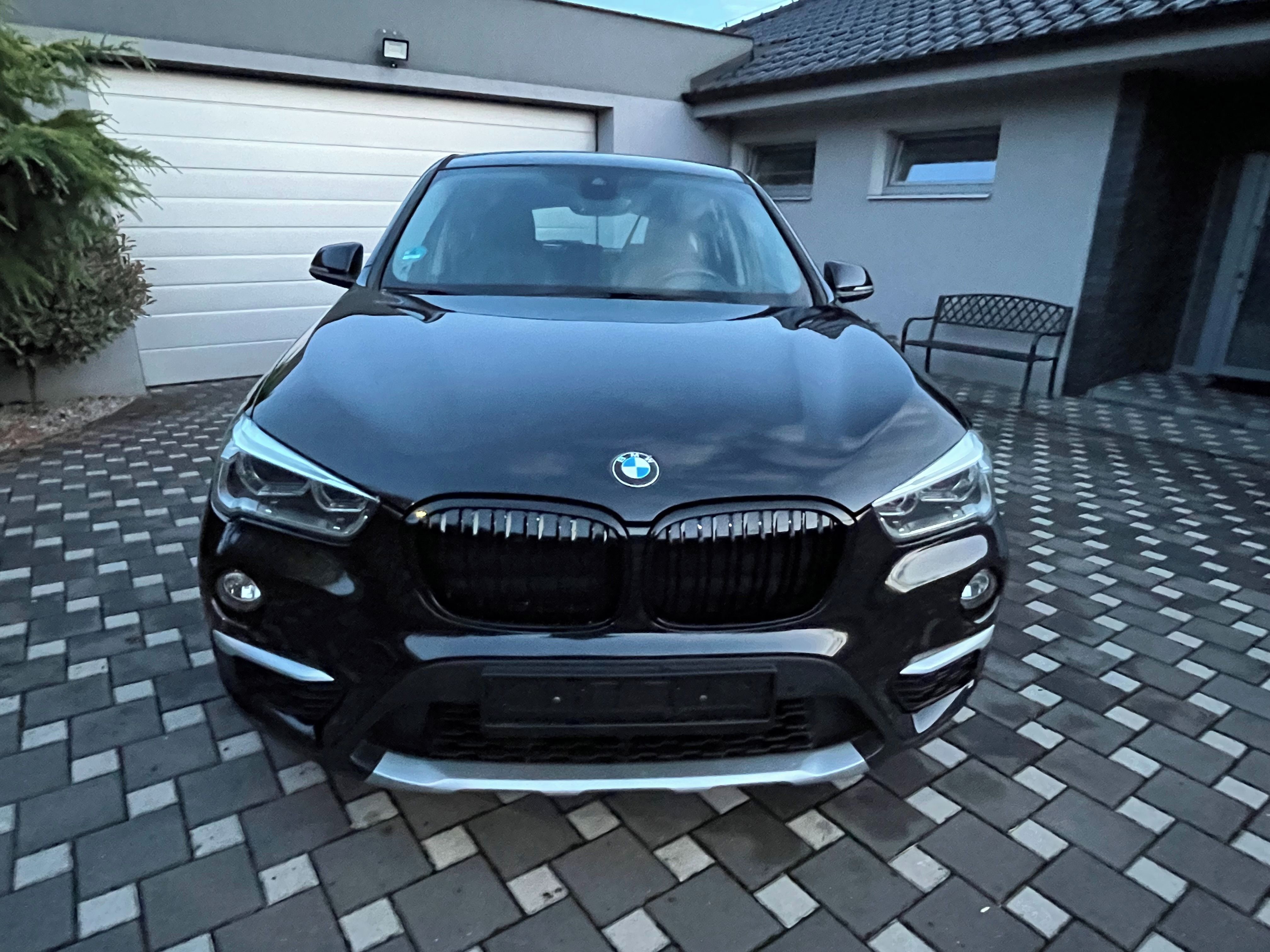 BMW X1, xDrive20d,automat - fotka 3