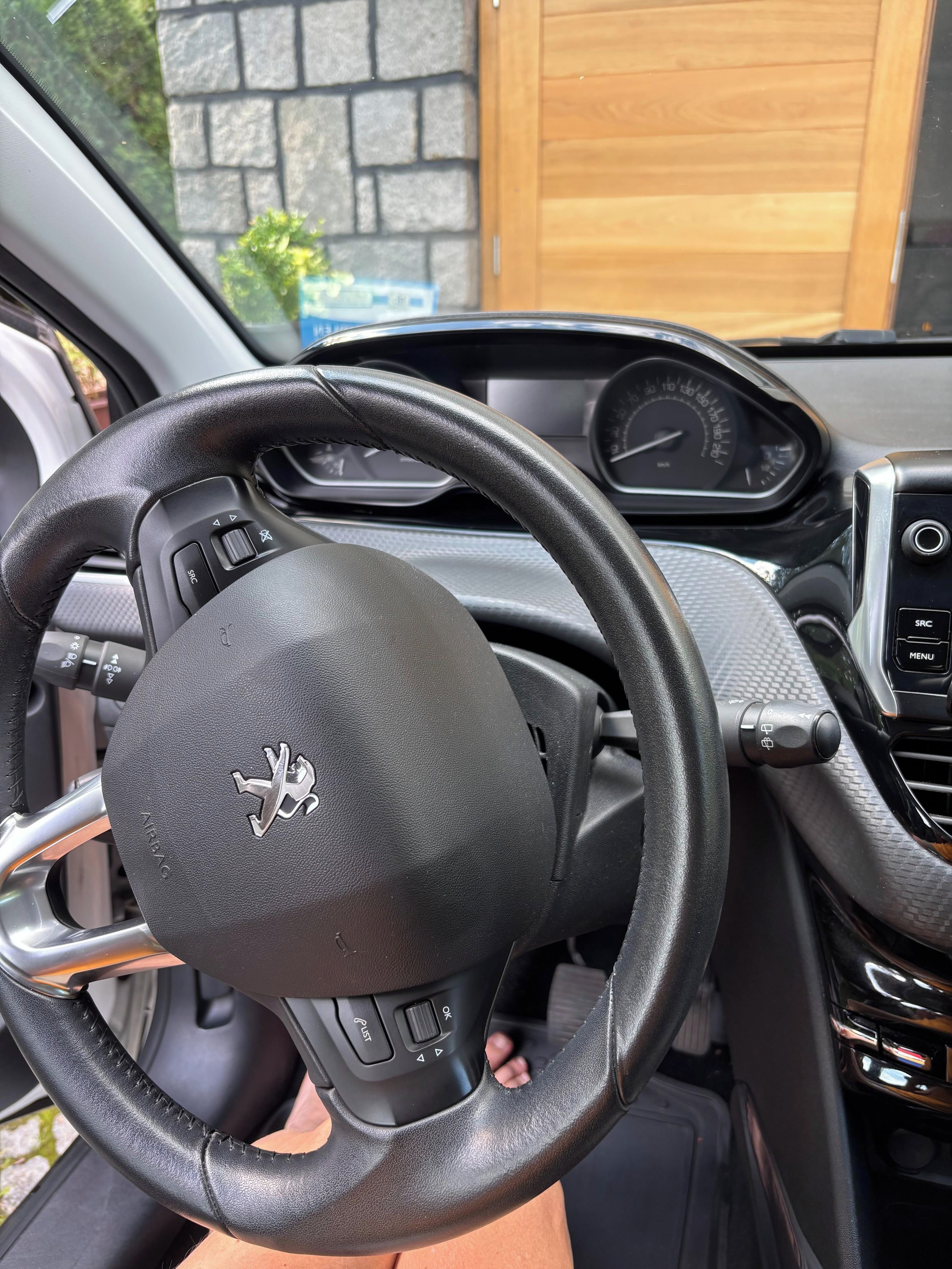 Peugeot 2008 - fotka 2