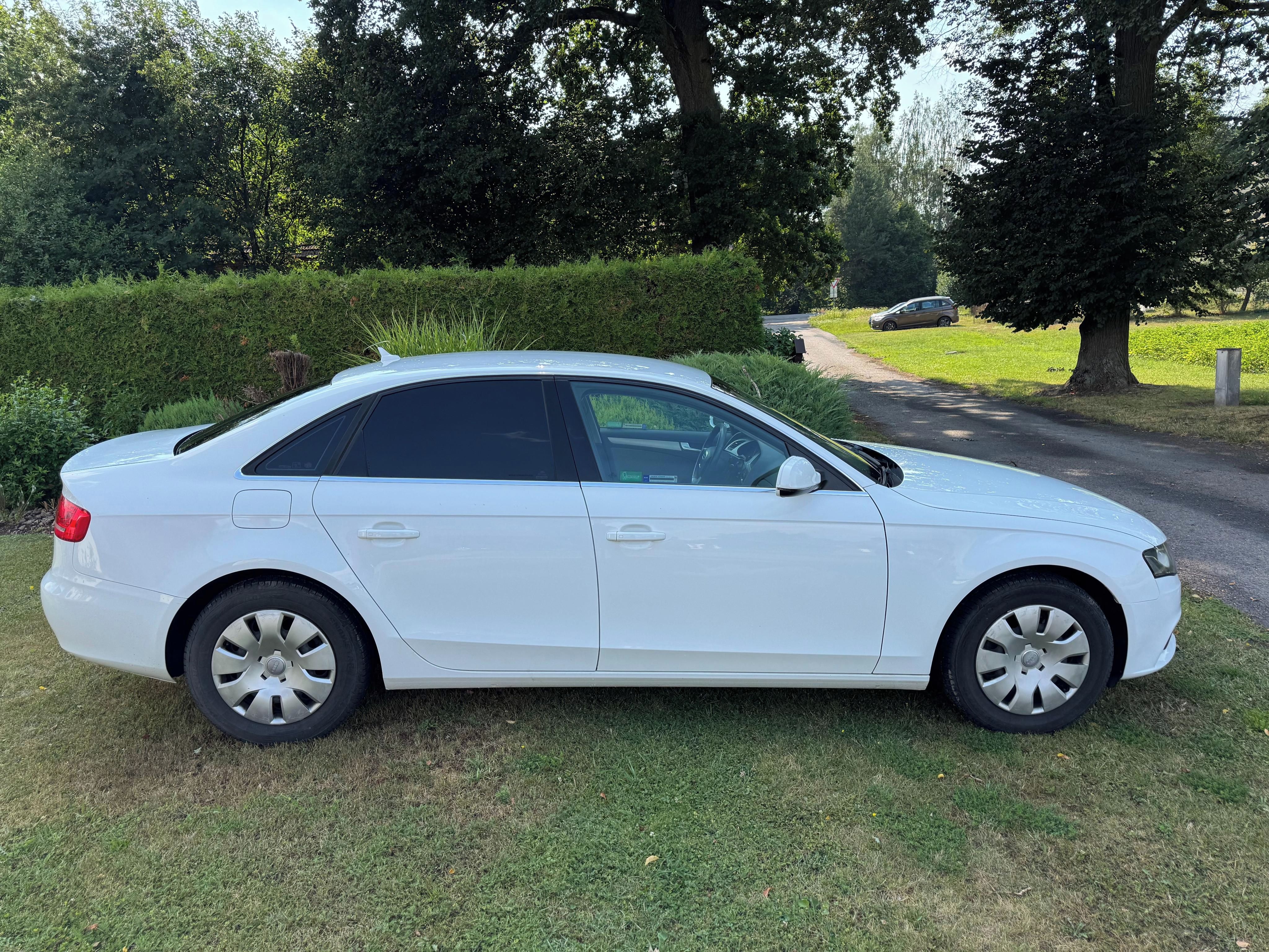 Audi A4, Audi A4 B8 2.0 TFSI Quattro - fotka 5