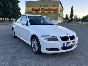 E90 320D zachovalé