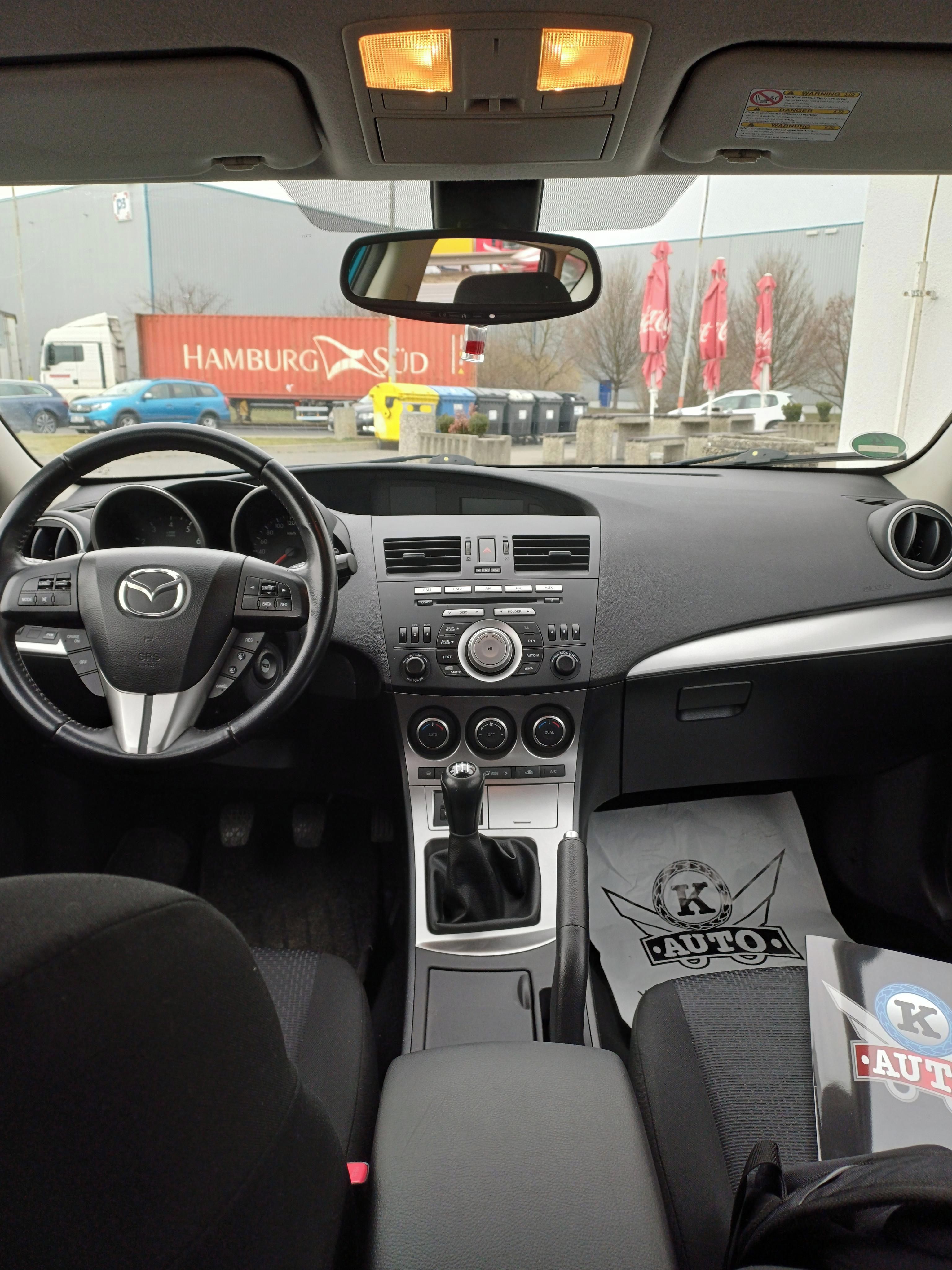 Mazda 3, High-Line, Vyhř. okno - fotka 5