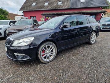RS 2,0TDI 125KW VÝHŘEV TAŽNÉ