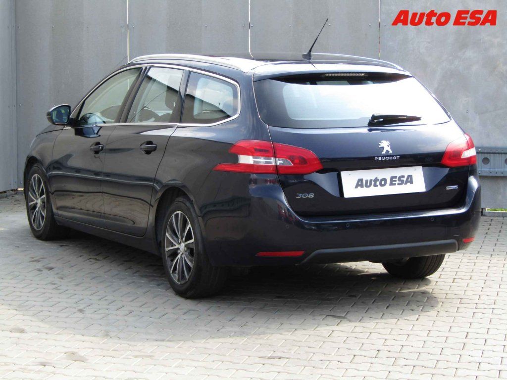 Peugeot 308, 2.0 HDi - fotka 6
