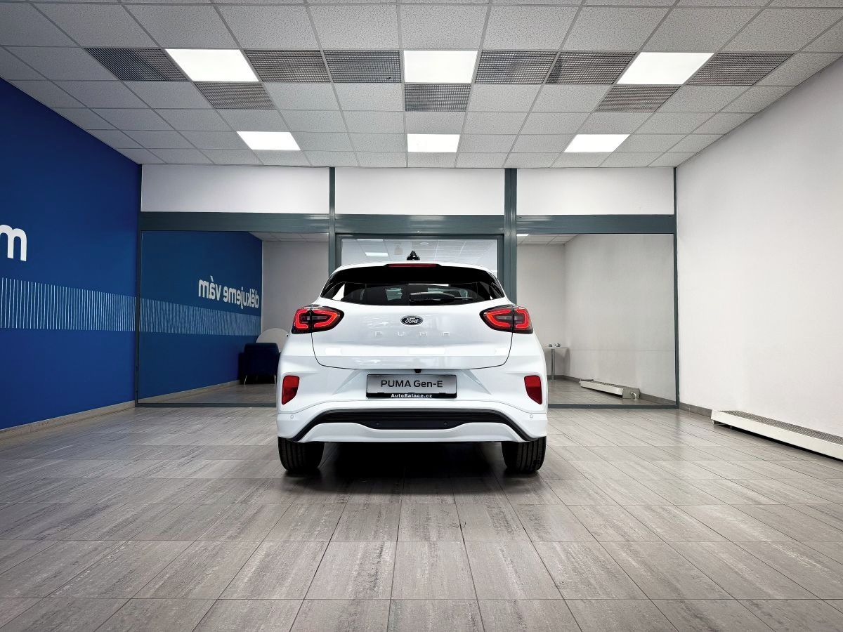 Ford Puma, 46,8 kWh, Puma GEN-E Select - fotka 4