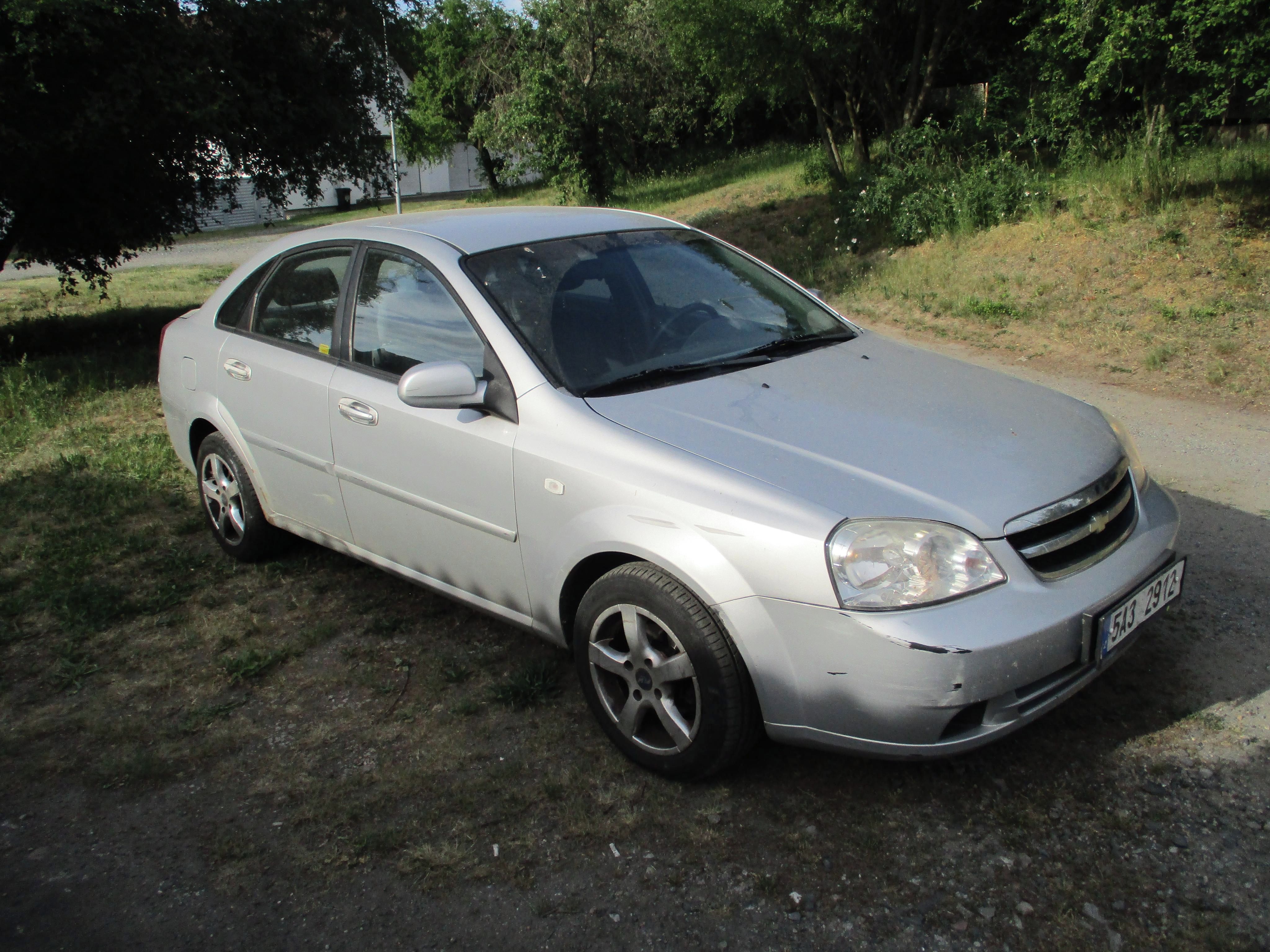 Chevrolet Lacetti, Chevrolet Lacetti 1.4 16 v - fotka 2