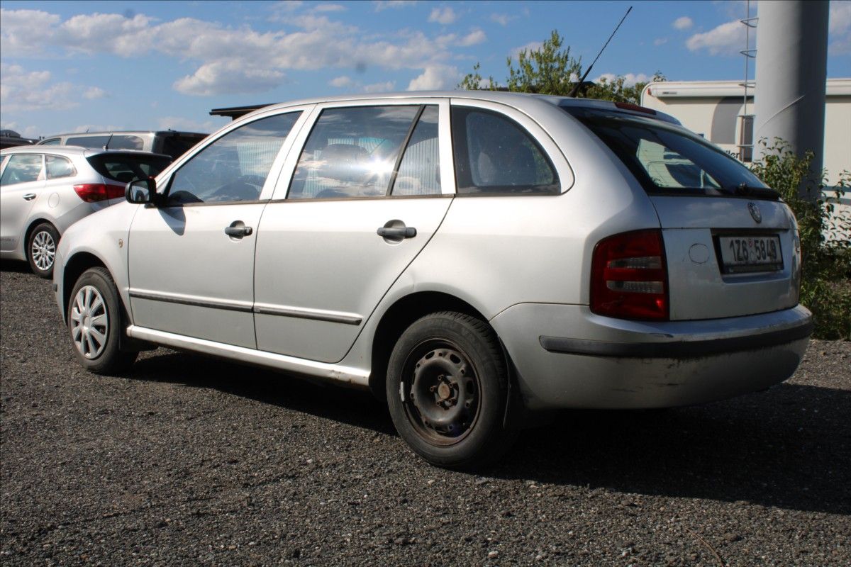 Škoda Fabia, 1,4 MPI - fotka 4