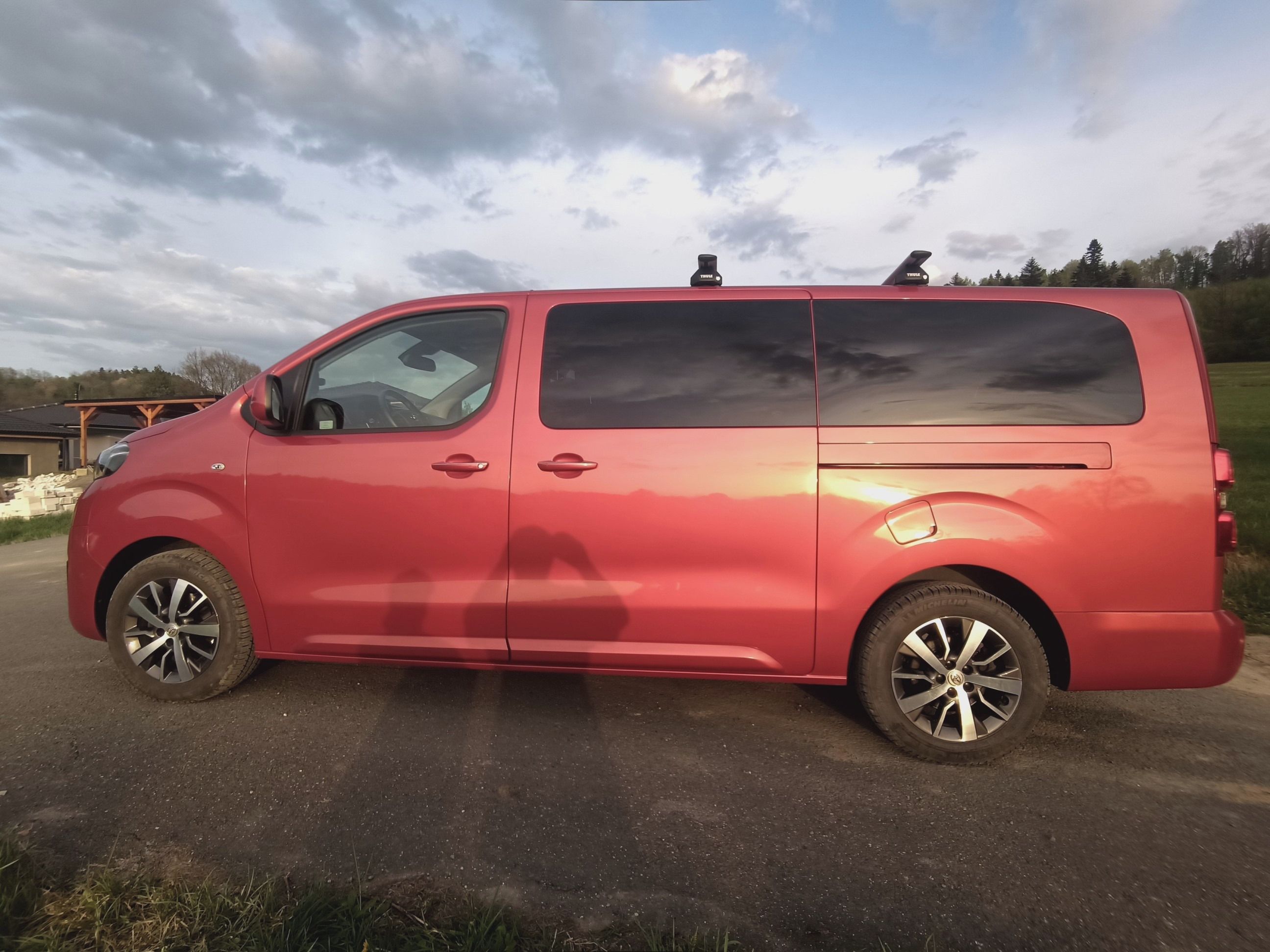 Toyota Proace, Verso 2.0TDI L2 180  8AT - fotka 6