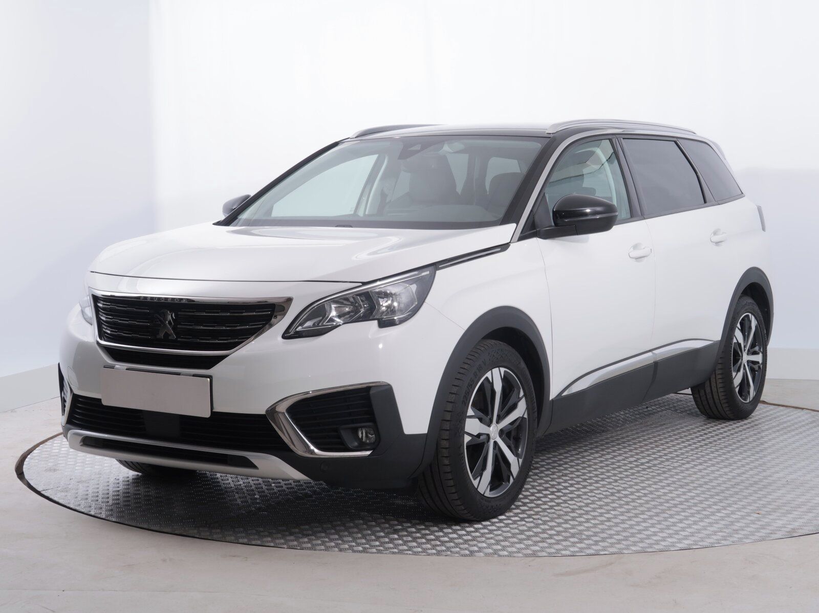 Peugeot 5008, PureTech 130, Allure, 7 míst - fotka 2