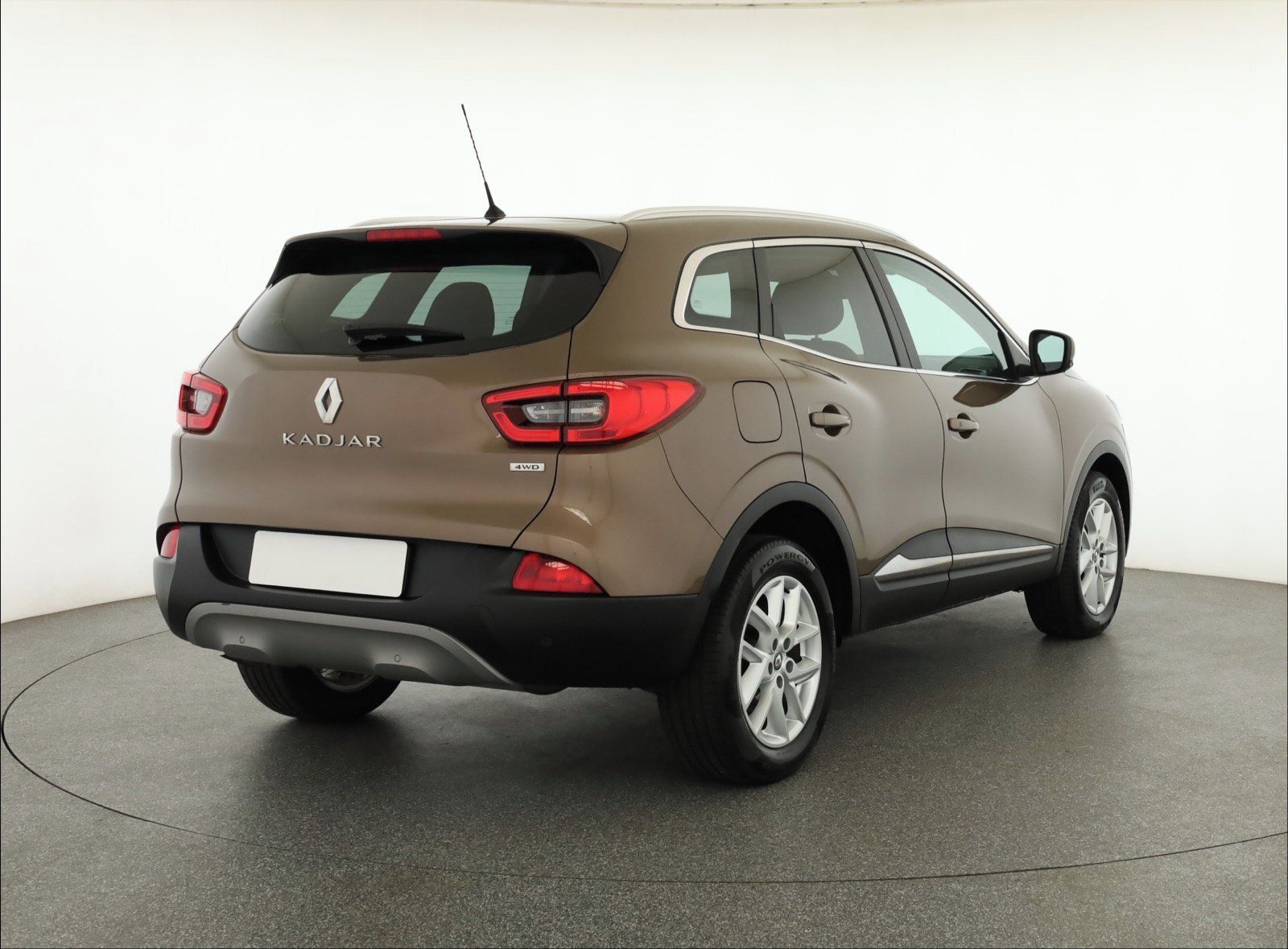 Renault Kadjar, 1.6 dCi, 4X4, Serv.kniha - fotka 5