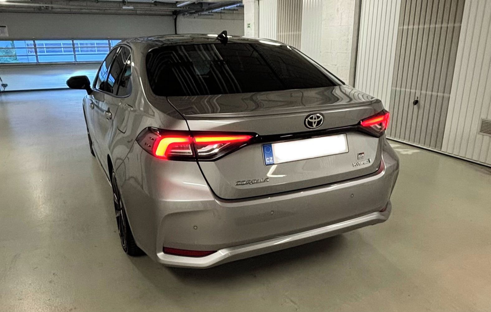 Toyota Corolla, Toyota Corolla 1.8 Hybrid GR - fotka 4