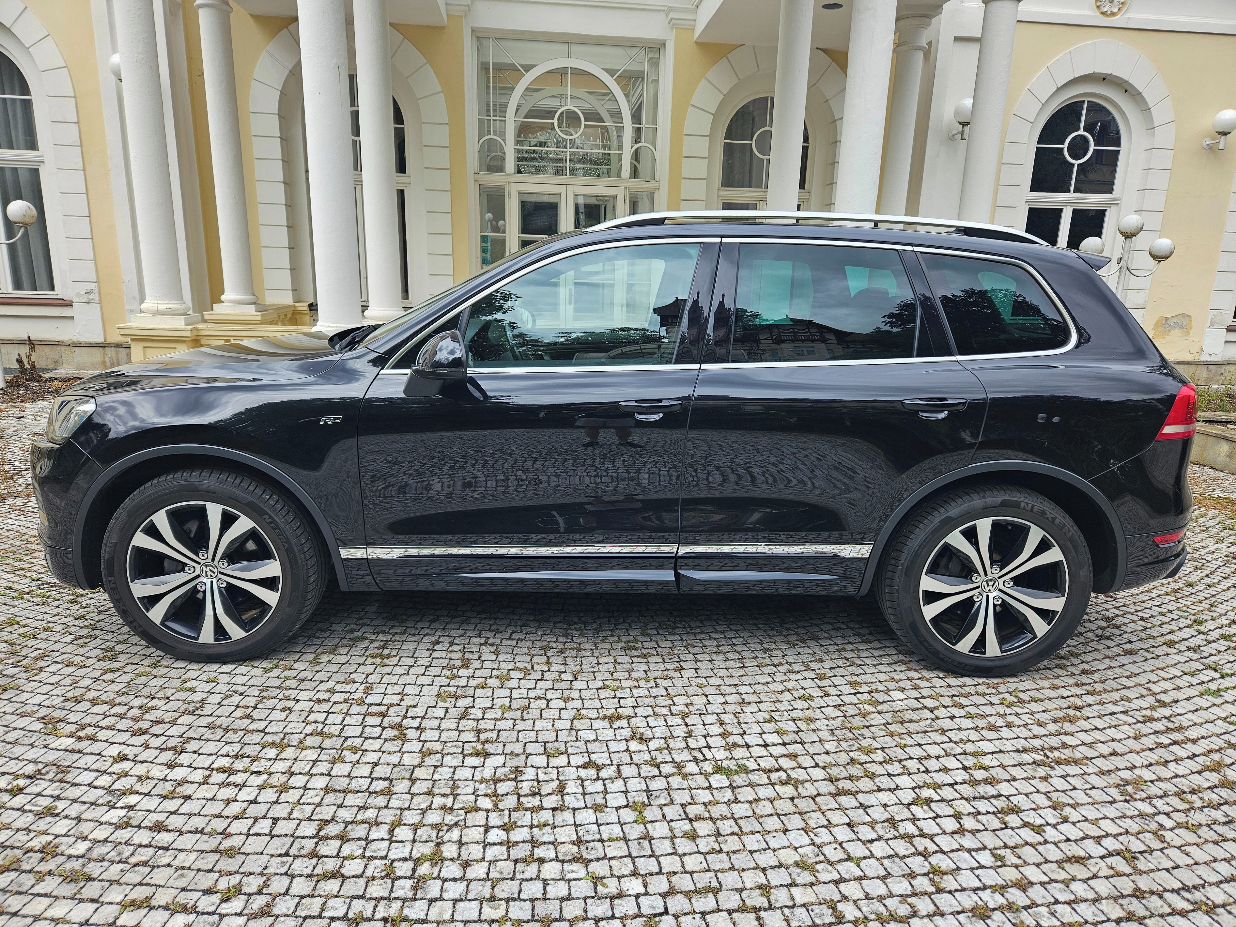 Volkswagen Touareg, R-Line Vzduch Servis jen VW - fotka 2