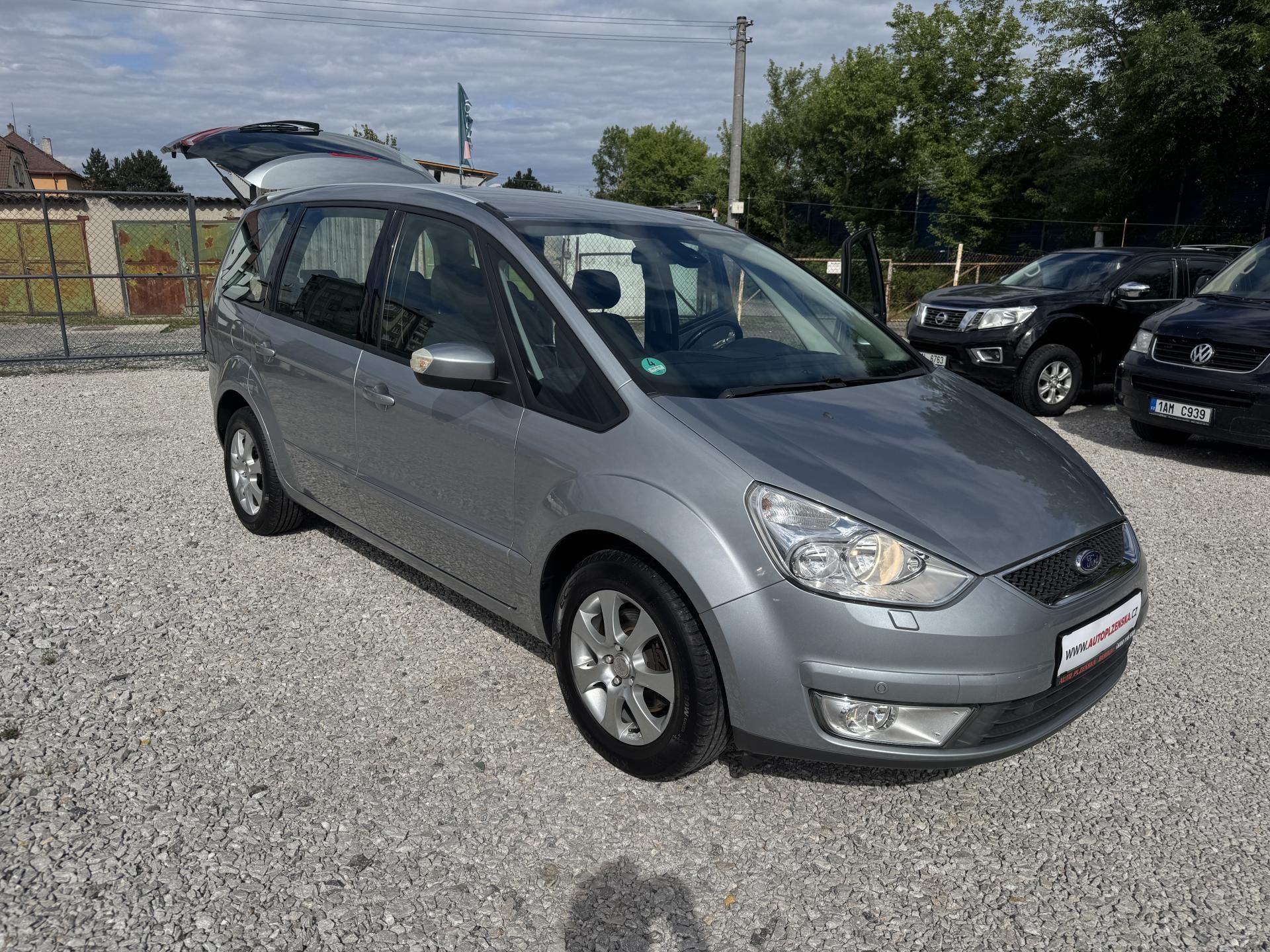 Ford Galaxy, 2.0-16V(107KW)7SEDAČEK - fotka 2