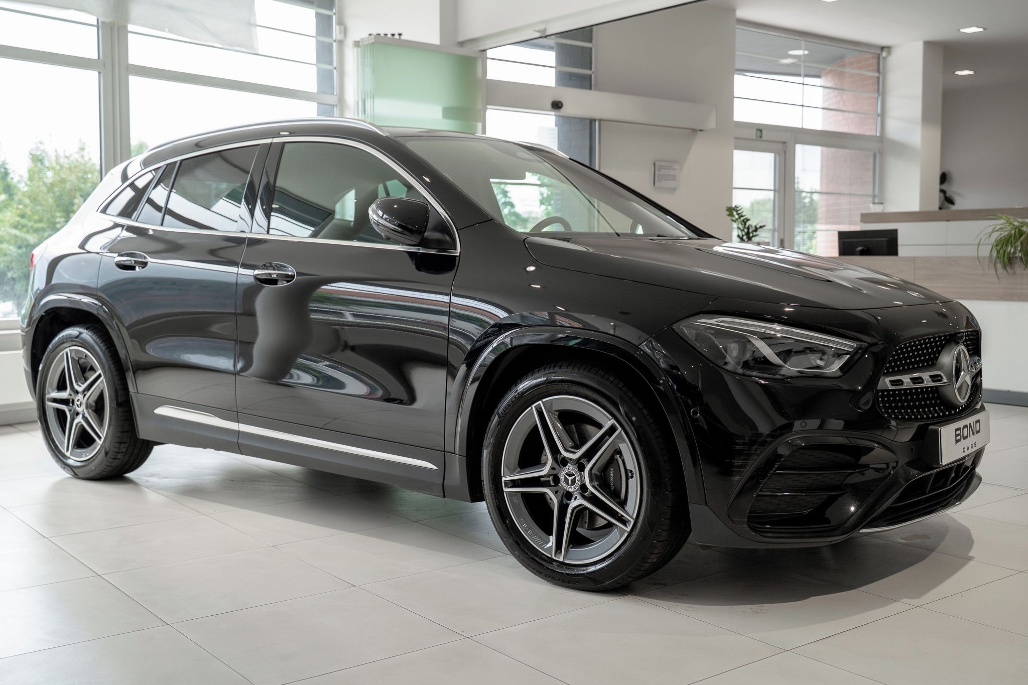 Mercedes-Benz GLA, 200 d 4M/AMGPREMIUM/360/DIS/ES - fotka 2