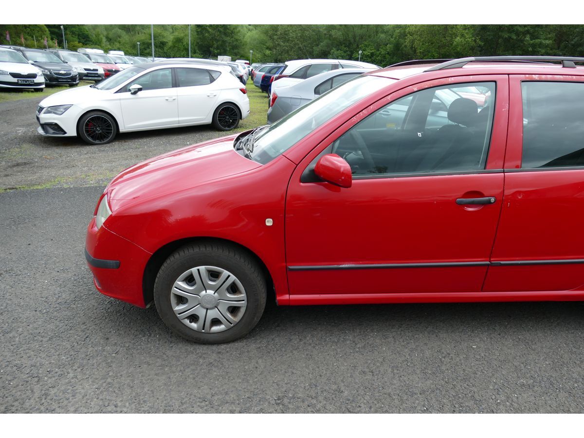 Škoda Fabia, 1,2 HTP 47KW - fotka 4