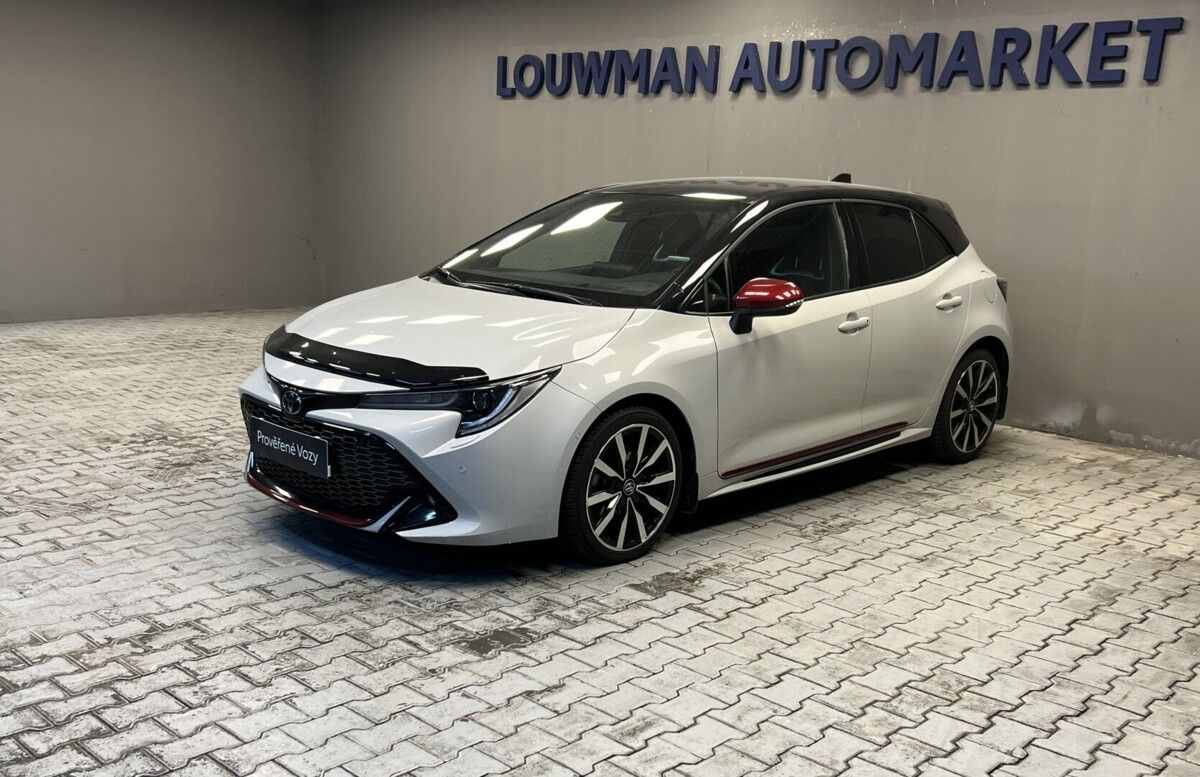Toyota Corolla, 1,8 HYBRID AT GR SPORT
