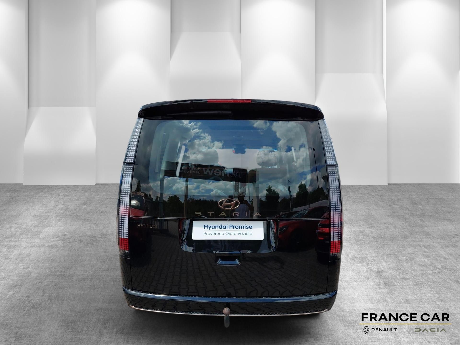 Hyundai Staria, 2.2D 4x4 DCT LUXURY BRASS PANO - fotka 6