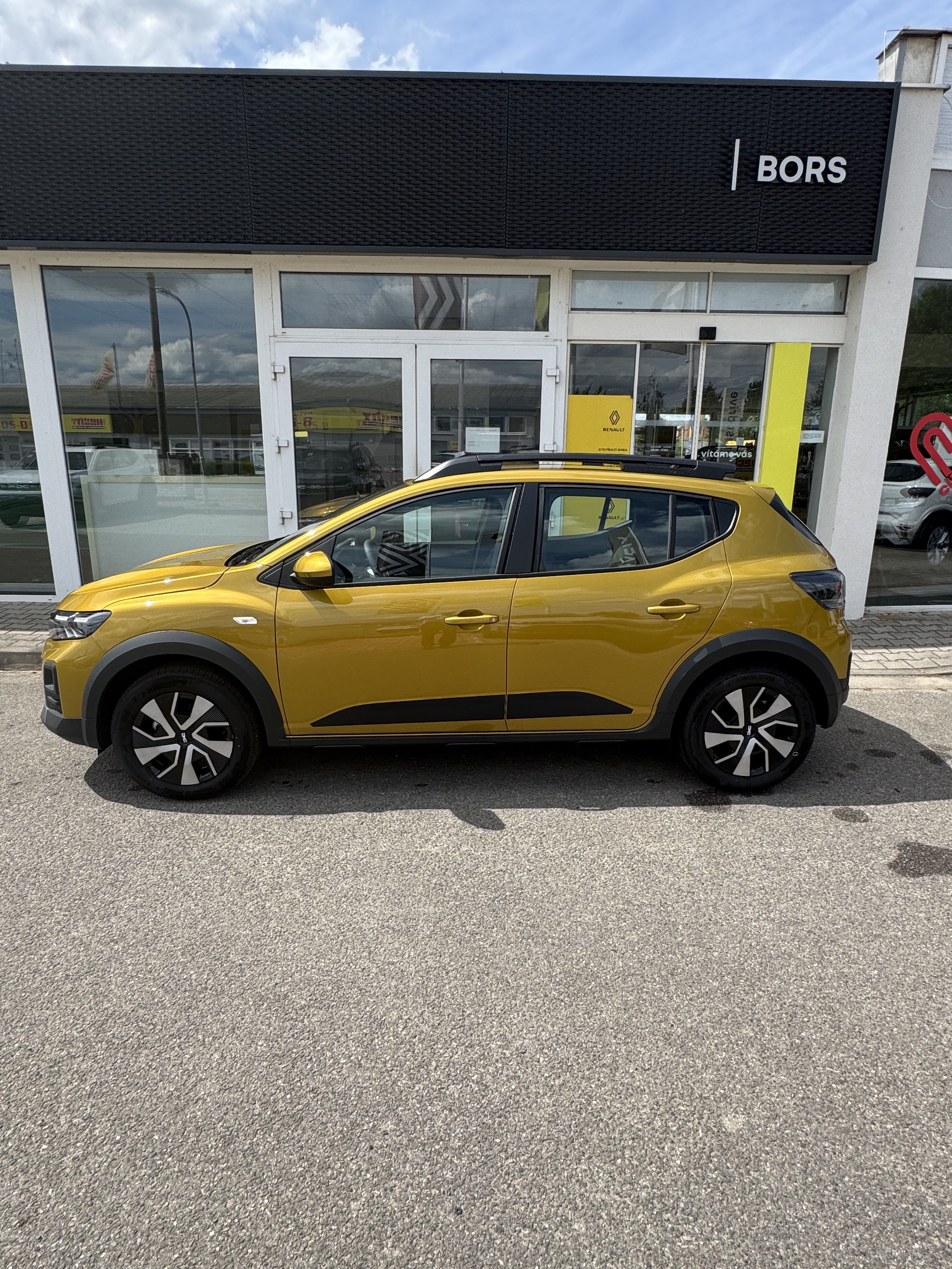 Dacia Sandero, Stepway Expression Eco-G 120 - fotka 4