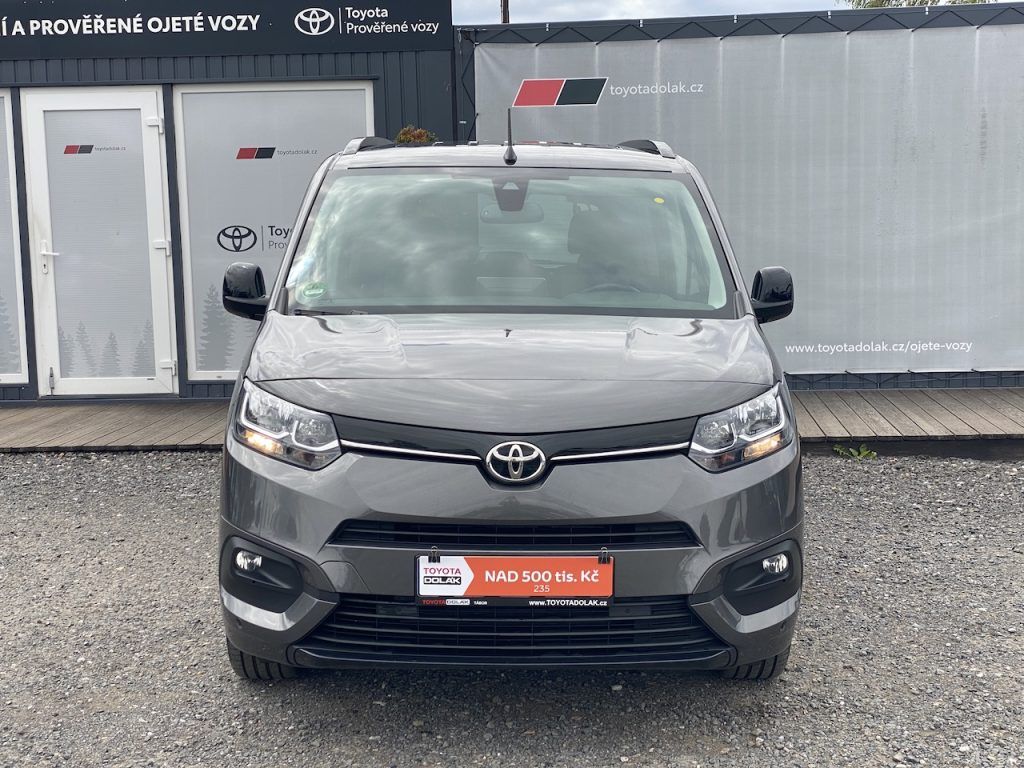 Toyota Proace City Verso, 1.2iT, ČR, Family, 7 míst - fotka 3