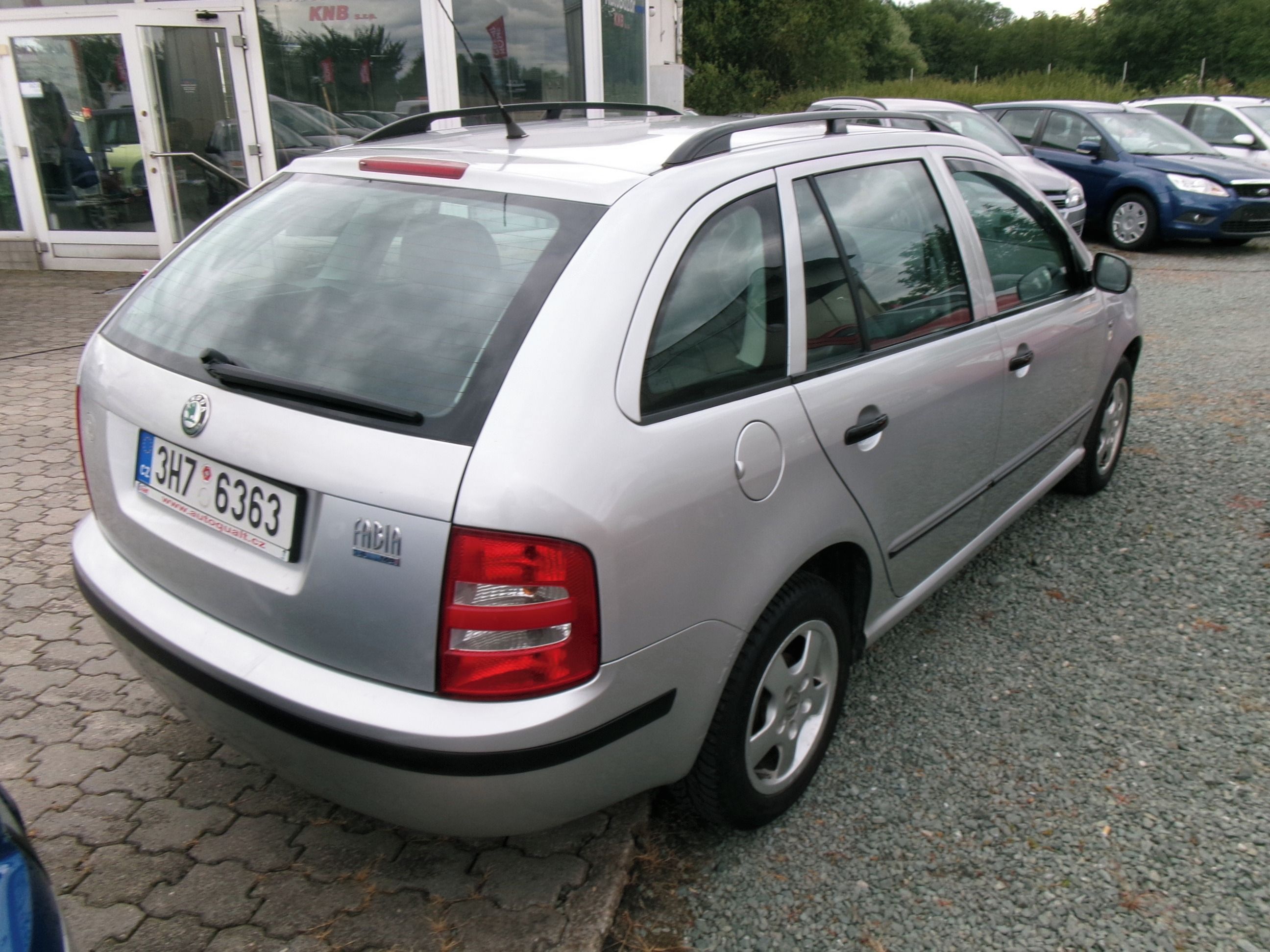 Škoda Fabia, 1.4MPi 50kw,CZ,serviska - fotka 6