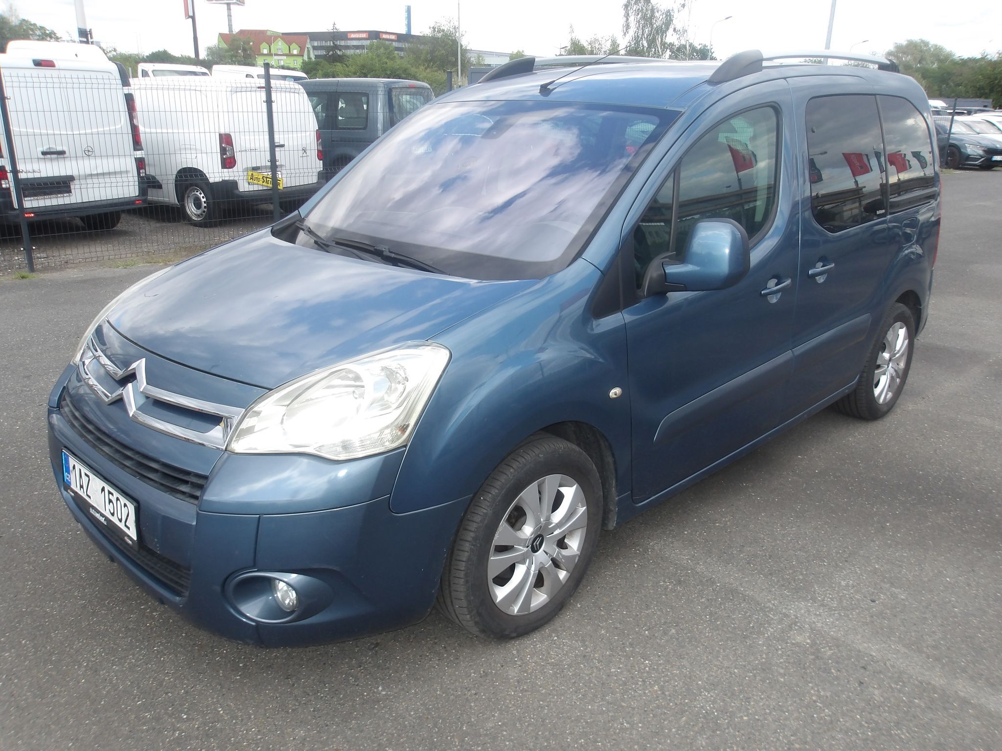 Peugeot Partner Tepee, 1,6HDi MULTISPACE(2xšoupačky)