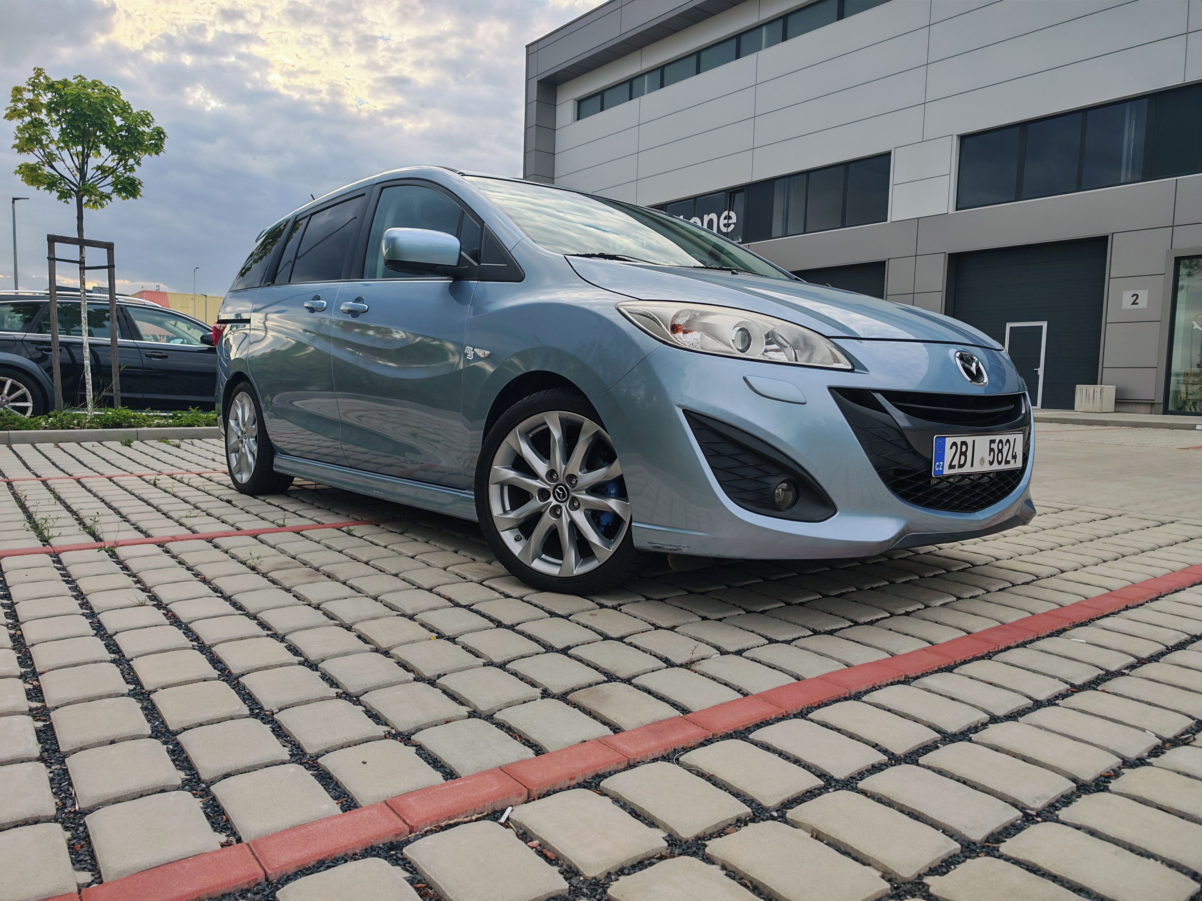 Mazda 5, 2,0 110 kW SPORT LINE