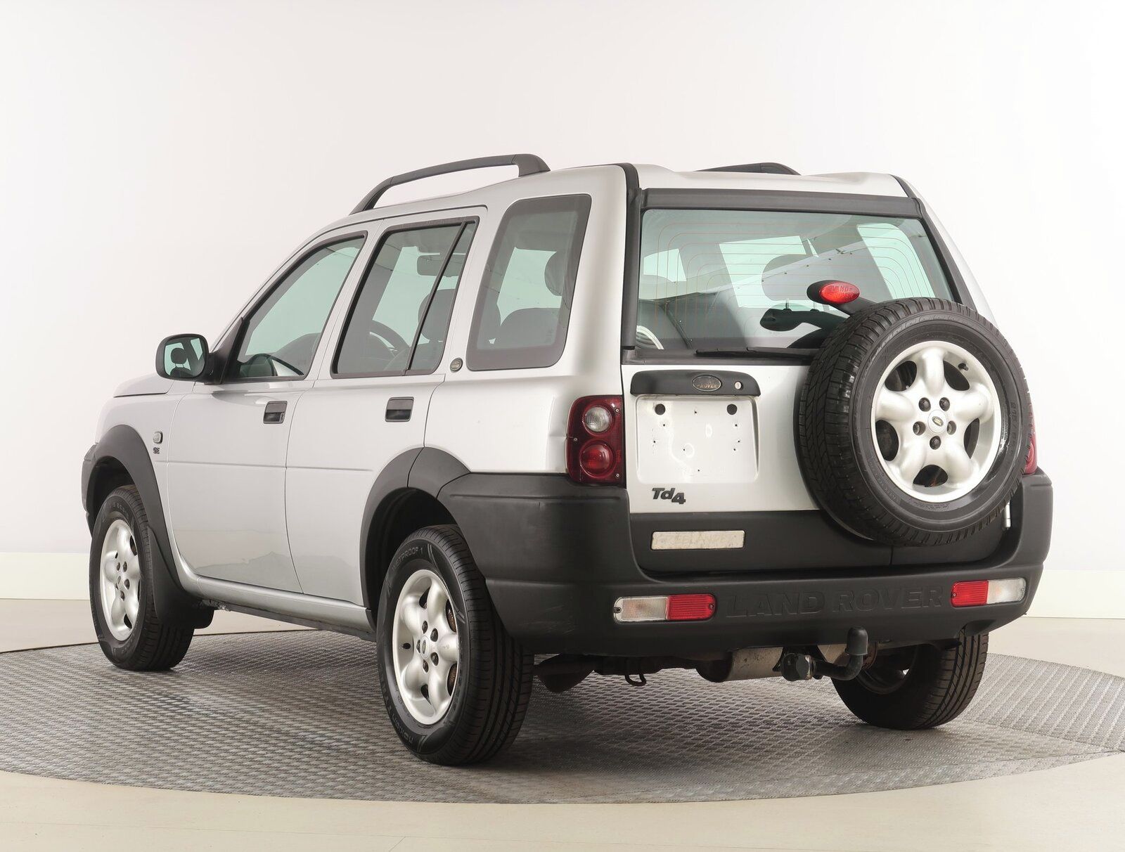 Land Rover Freelander, 2.0 TD4, 4X4, Tažné, polokůže - fotka 4