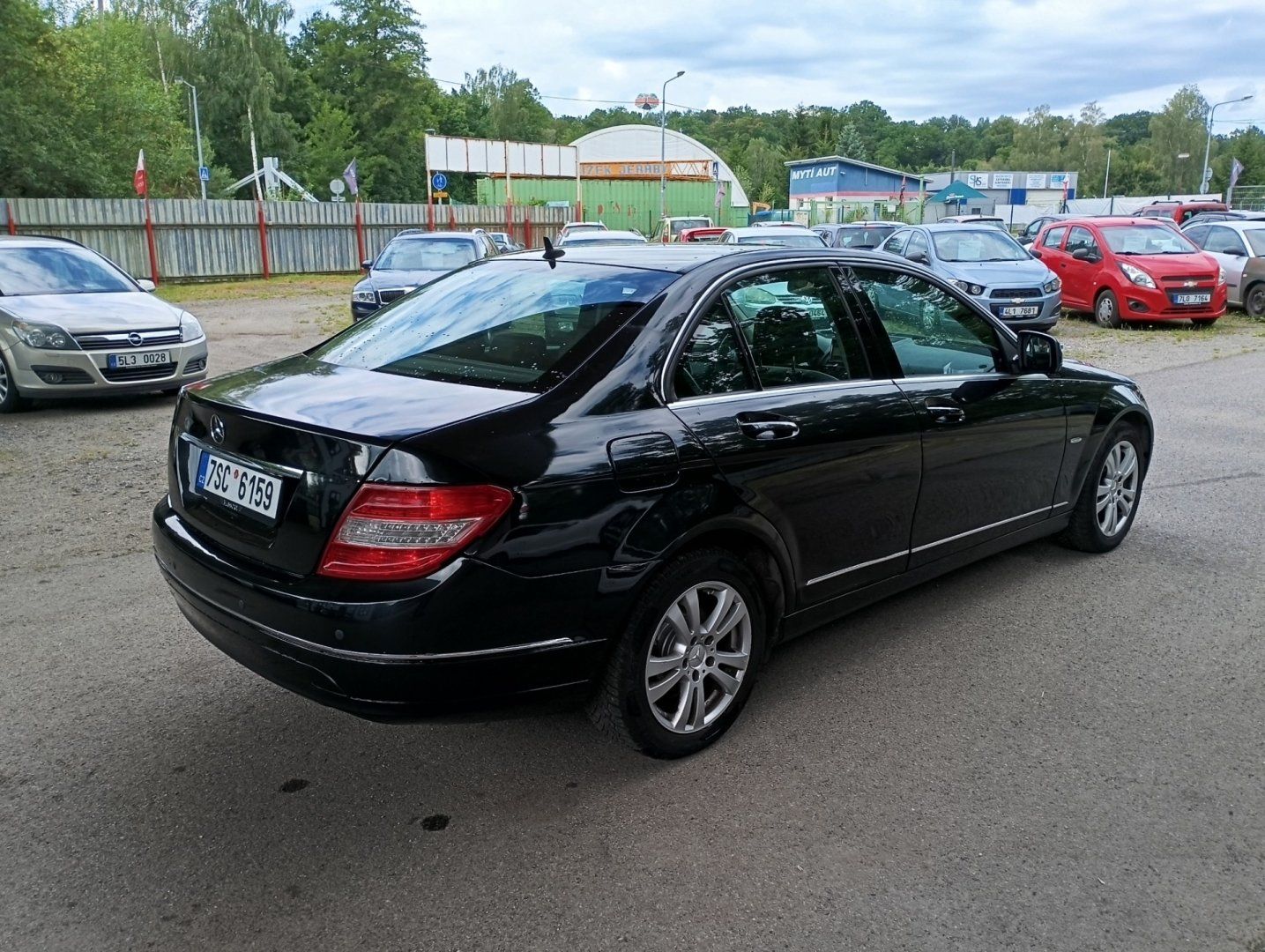 Mercedes-Benz Třídy C, 200 CDi - fotka 6
