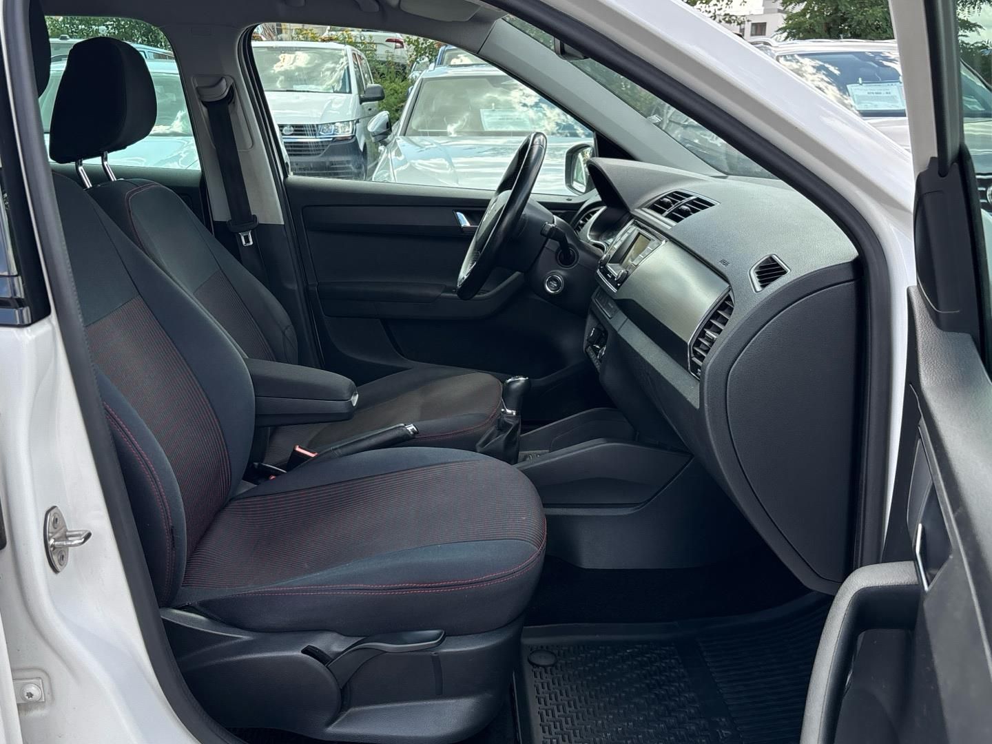 Škoda Fabia, 1.2 TSI / 81 kW Style - fotka 6