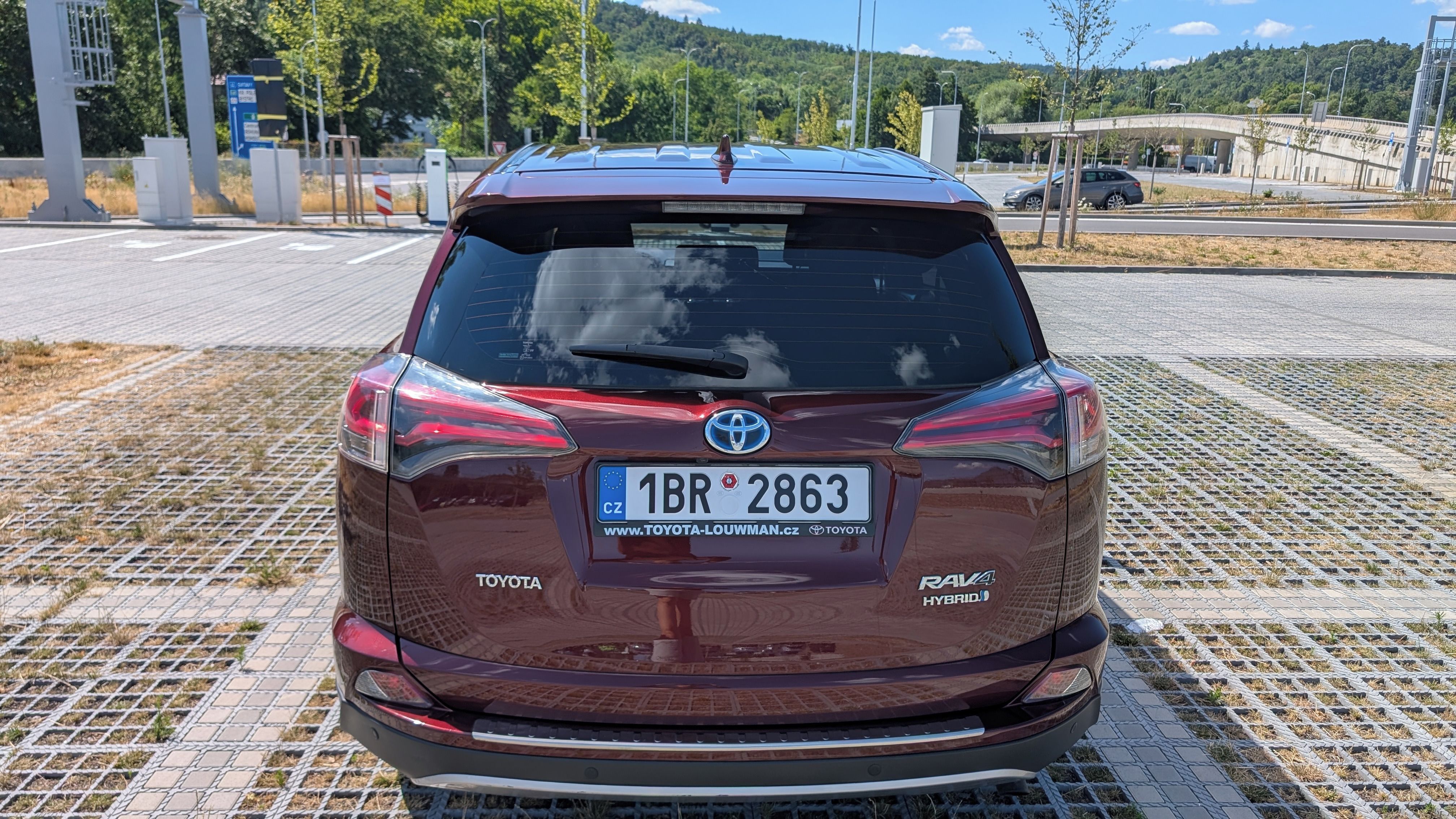 Toyota Rav4, 2.5 Hybrid, Automat - fotka 4