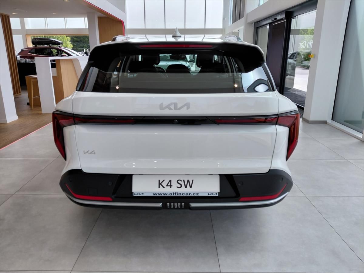 Kia K4, 1,0   T-GDI SW 7DCT SPIN - fotka 5