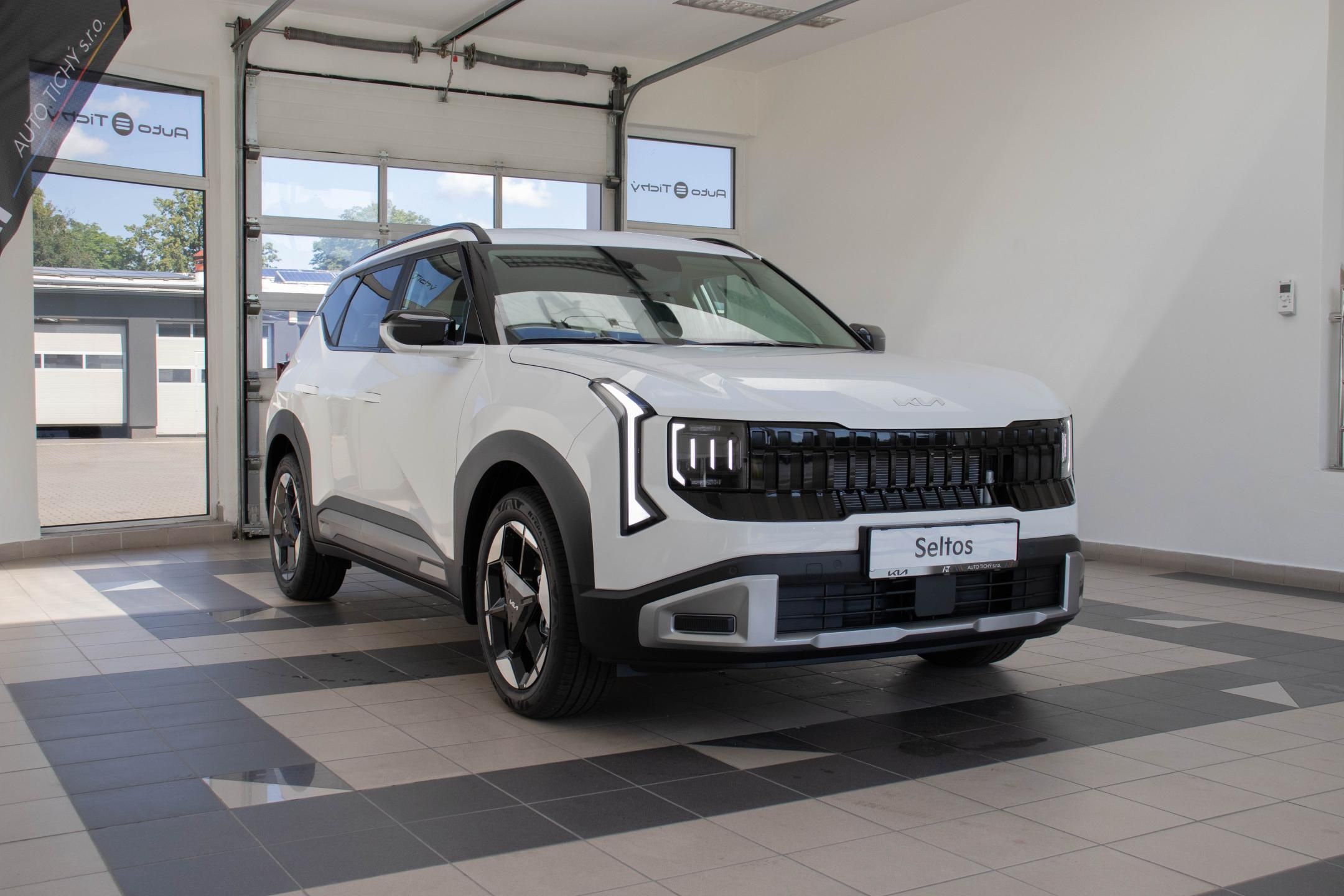 Kia Seltos, 1,6 T-GDi GPF 4x2 7DCT EXCLUSI - fotka 3
