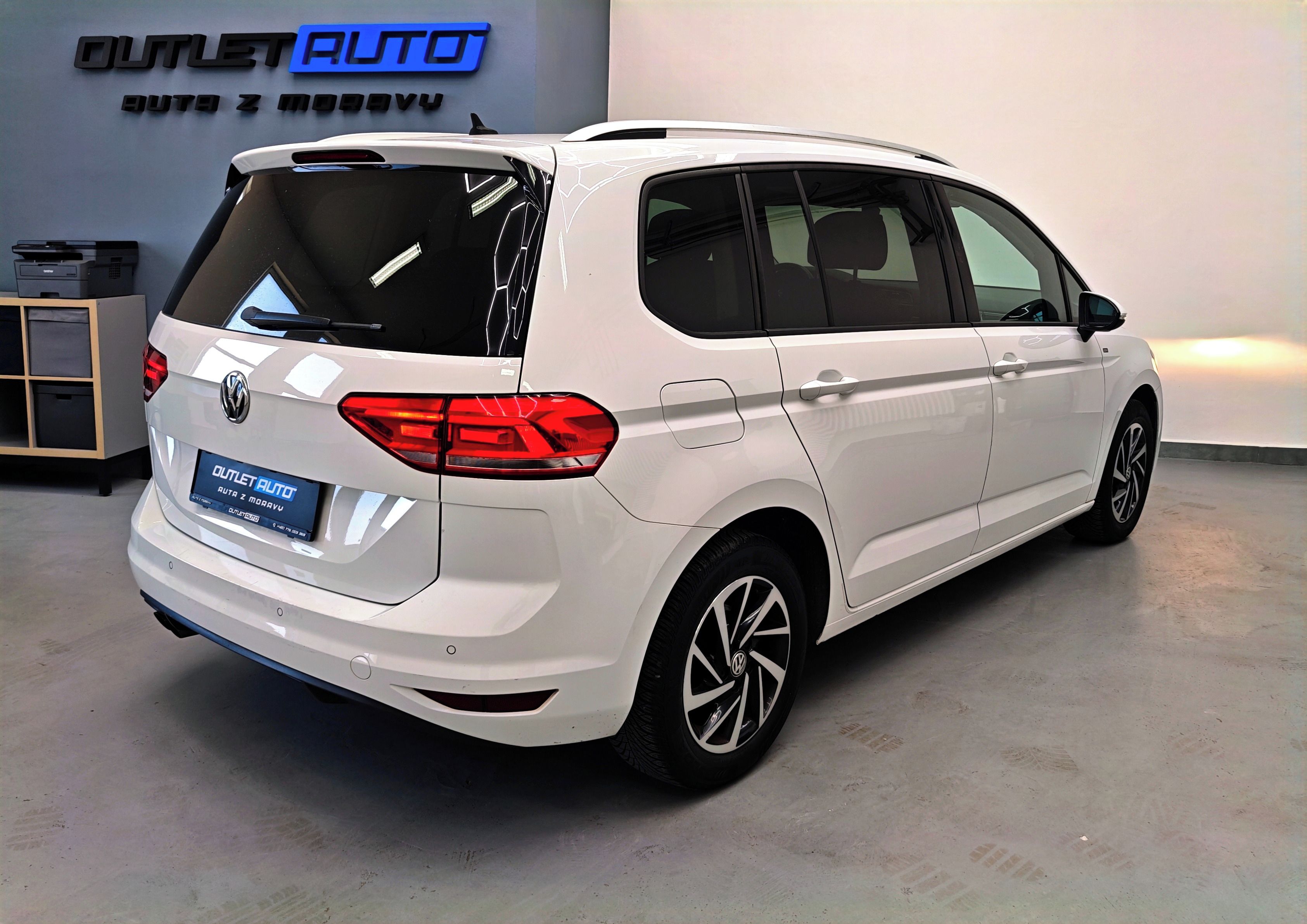 Volkswagen Touran, 1.4 TSI 110KW,DSG,7.MIST,TAŽNE - fotka 4