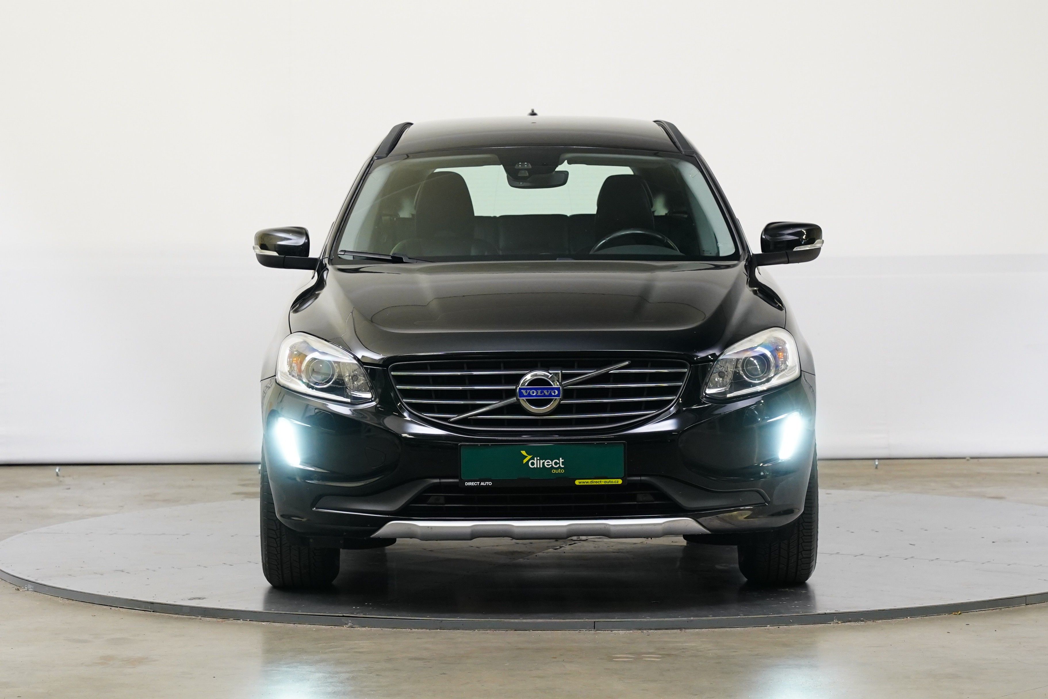 Volvo XC60, 2.4 D4 133 kW AWD Kinetic - fotka 4