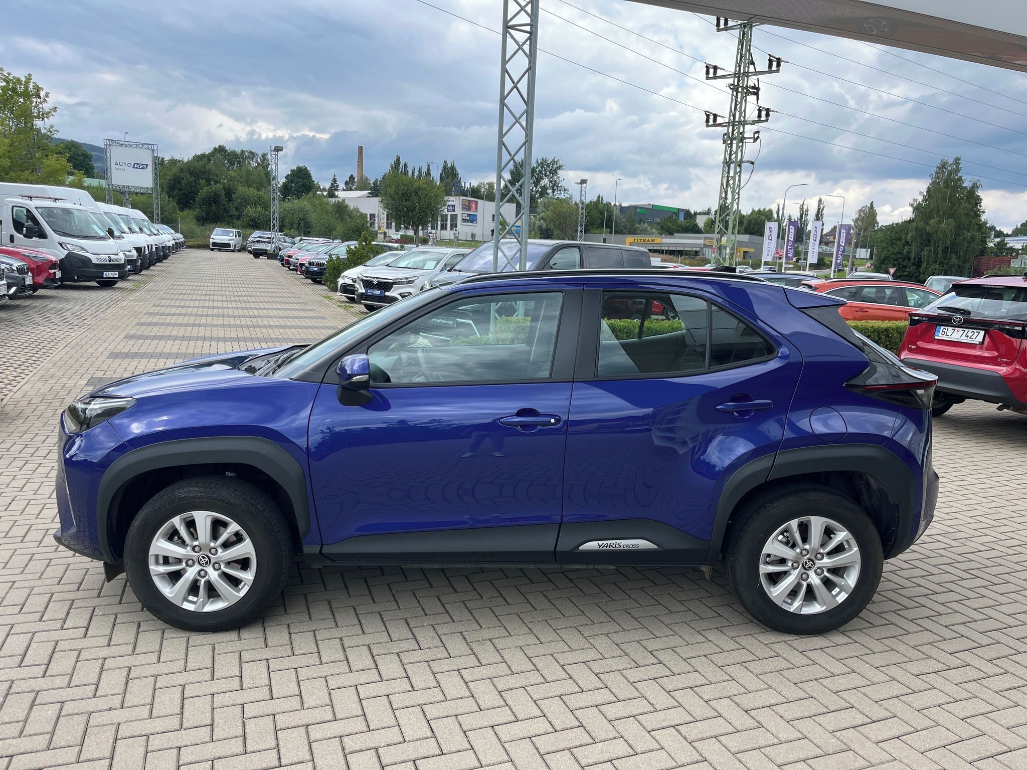 Toyota Yaris Cross, 1.5 Hybrid e-CVT Comfort - fotka 4