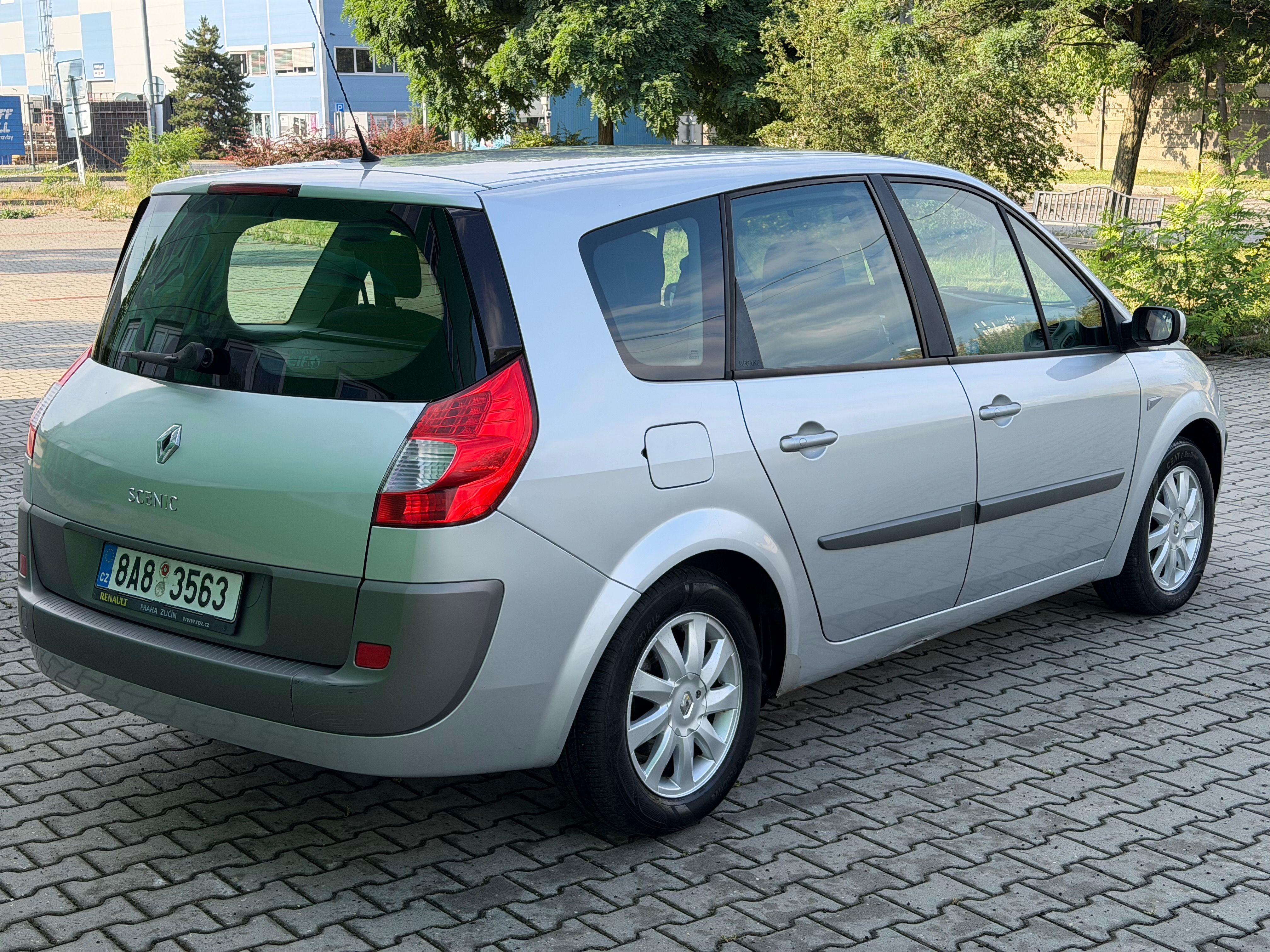 Renault Grand Scénic, 7 mist - fotka 4