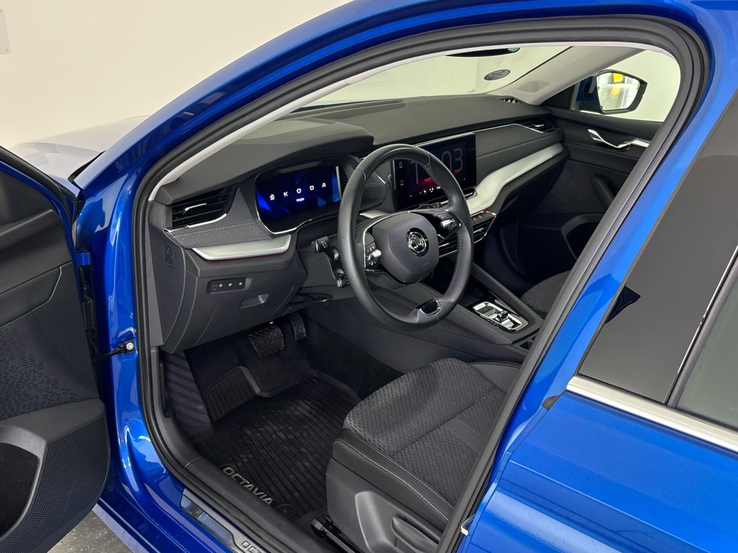 Škoda Octavia, 2.0 TSI DSG / 140 kW Style,4x4 - fotka 6