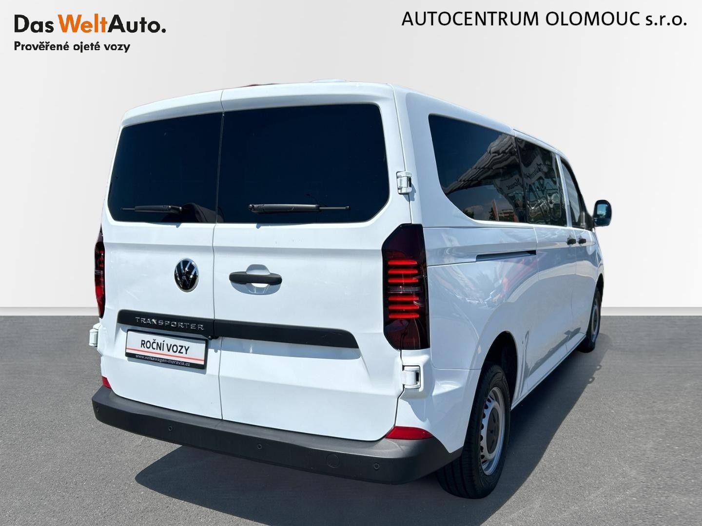 Volkswagen Transporter, T7 2.0 TDI DR 9 míst - fotka 2