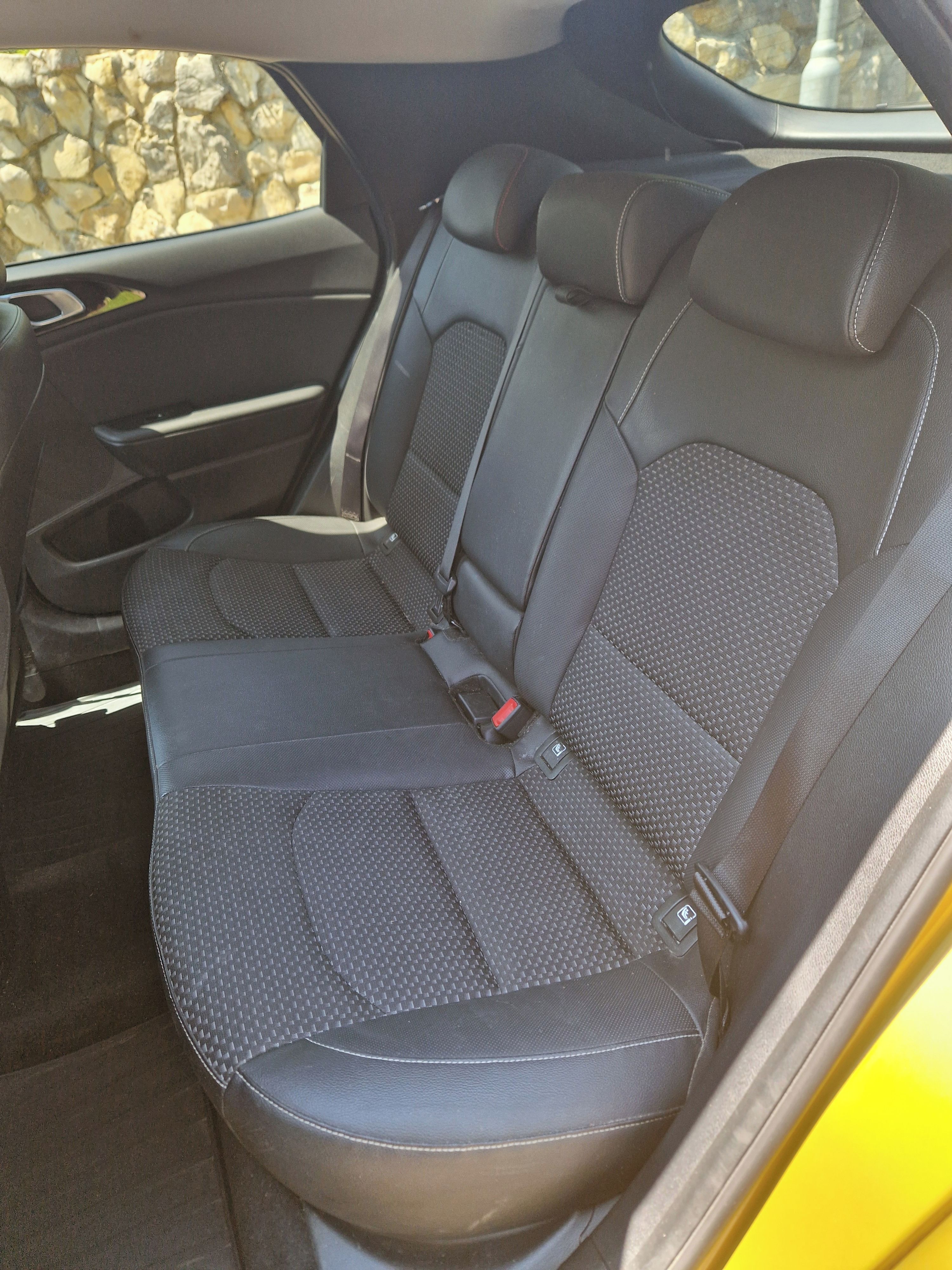 Kia XCee´d, 1,4 T-GDI AUTOMAT, TOV.ZÁRUKA - fotka 5