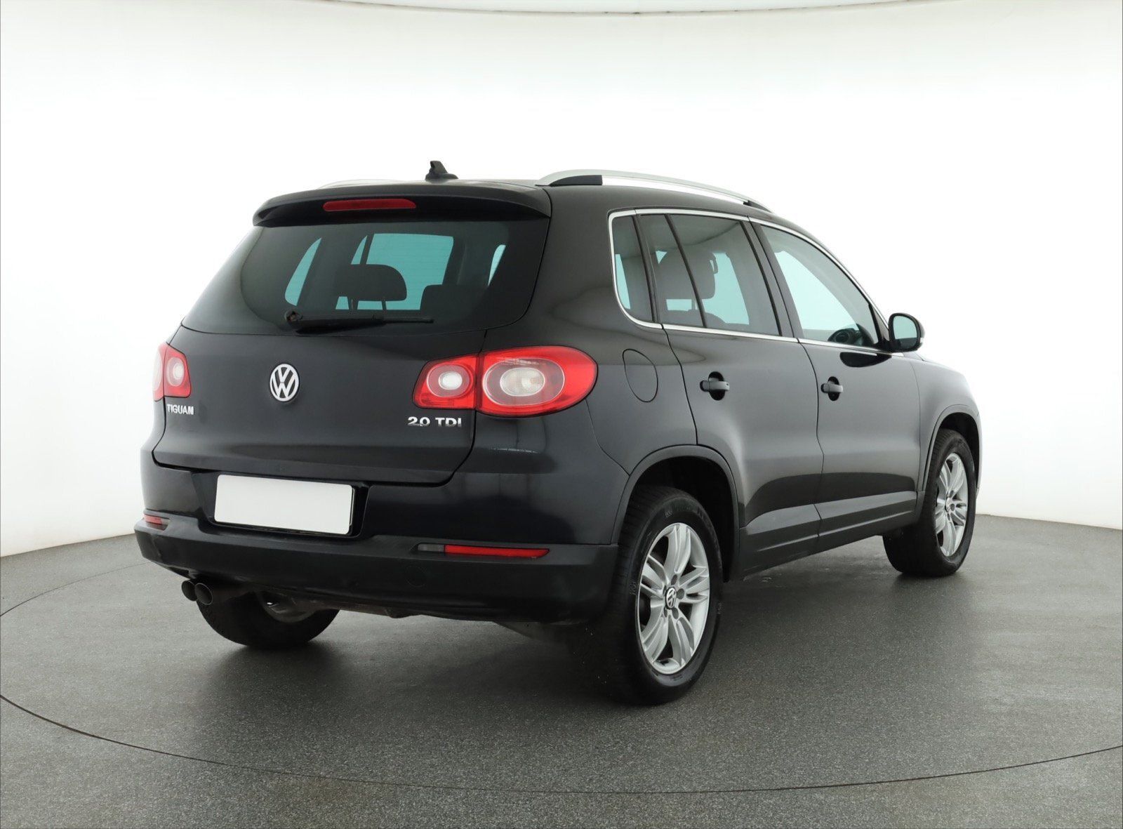 Volkswagen Tiguan, 2.0 TDI, 4X4, Automat - fotka 5