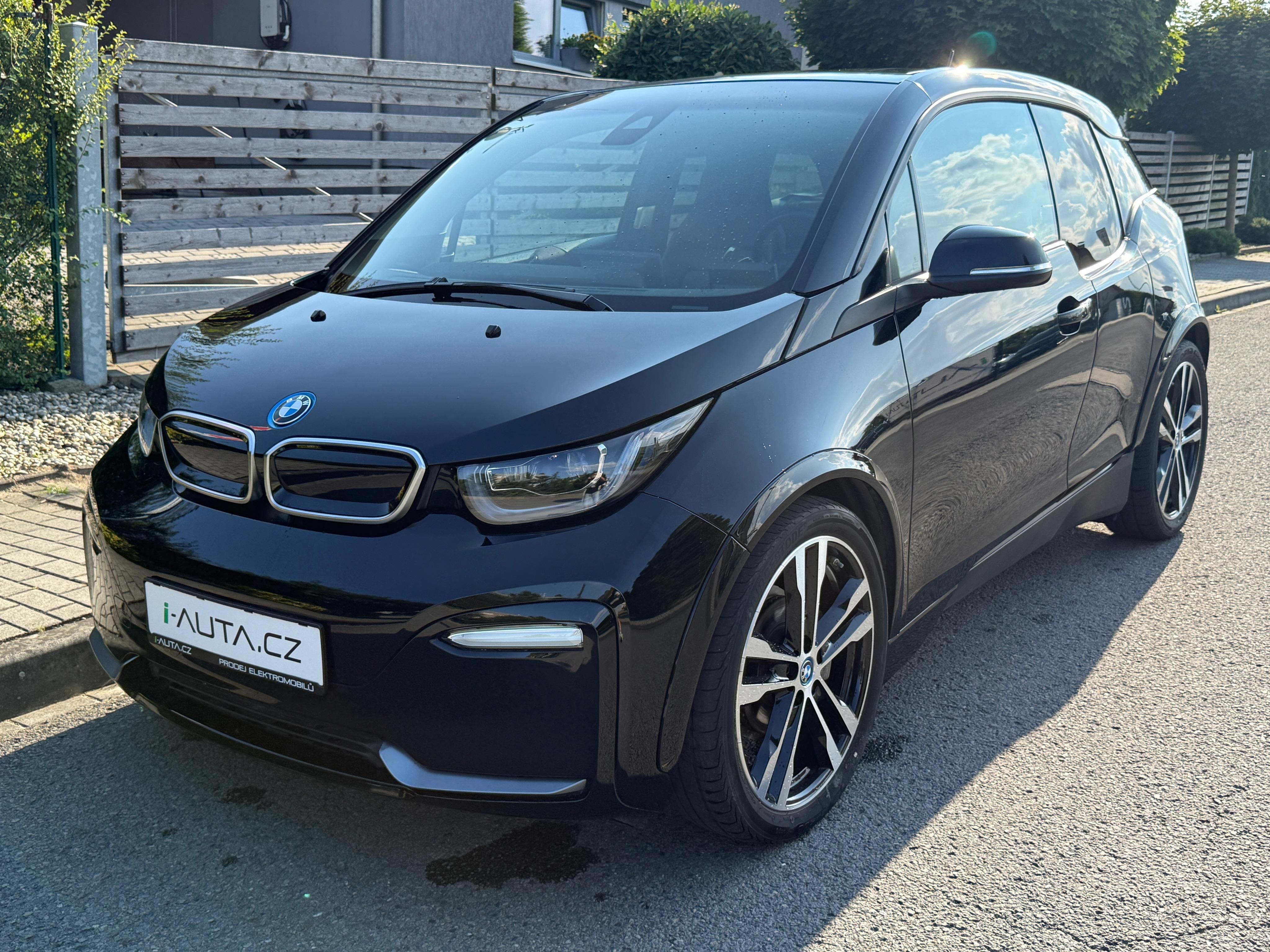 BMW i3, i3s 120Ah SUITE H/K KAMERA