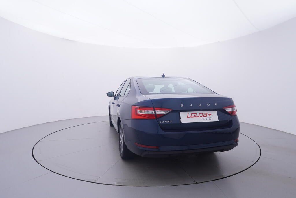 Škoda Superb, Style 1.5 TSI 110 kW - fotka 4