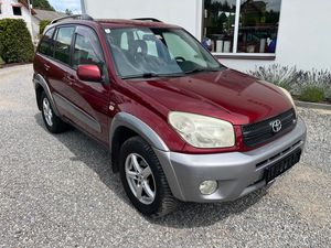 Toyota Rav4, 2.0 i 4 x 4  Velmi pěkná