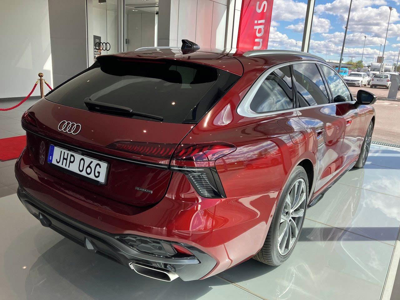 Audi A6, e-hybrid q S-Line 360 Matrix T - fotka 3