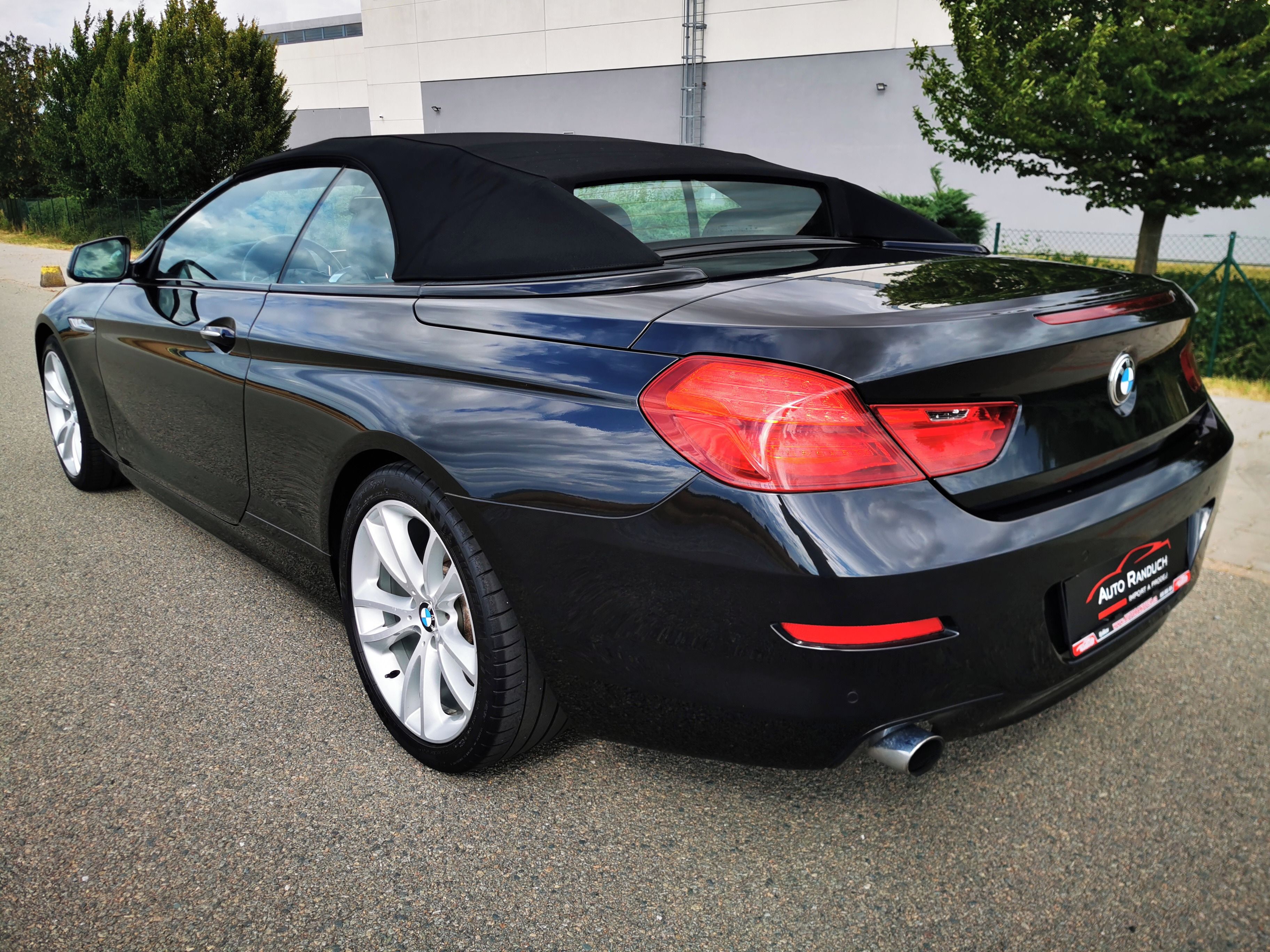 BMW Řada 6, CABRIO 640i, 235kw TOP STAV - fotka 6