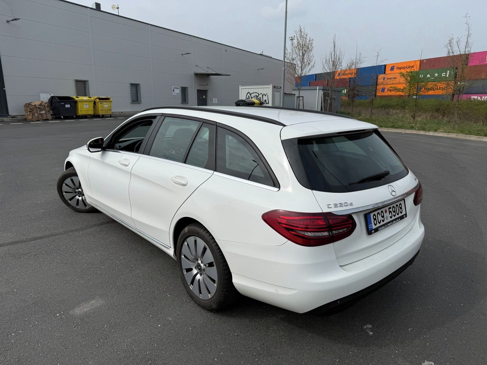 Mercedes-Benz Třídy C, Mercedes-Benz třídy C 220d - fotka 4