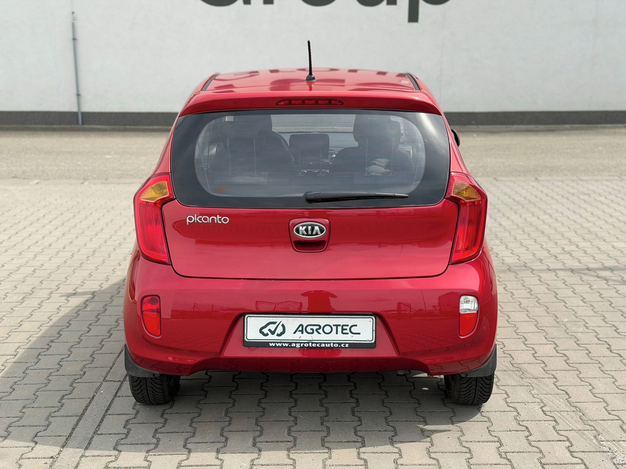Kia Picanto, 1.0 51 kW Comfort - fotka 6