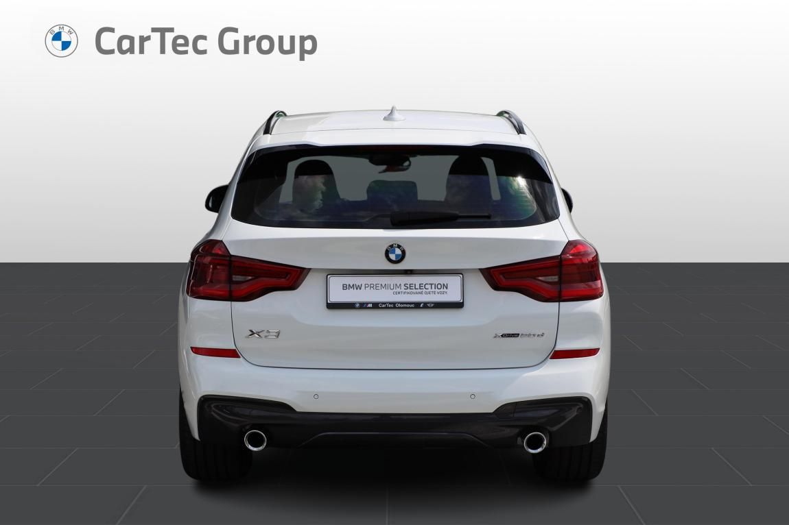 BMW X3, xDrive20d - fotka 4