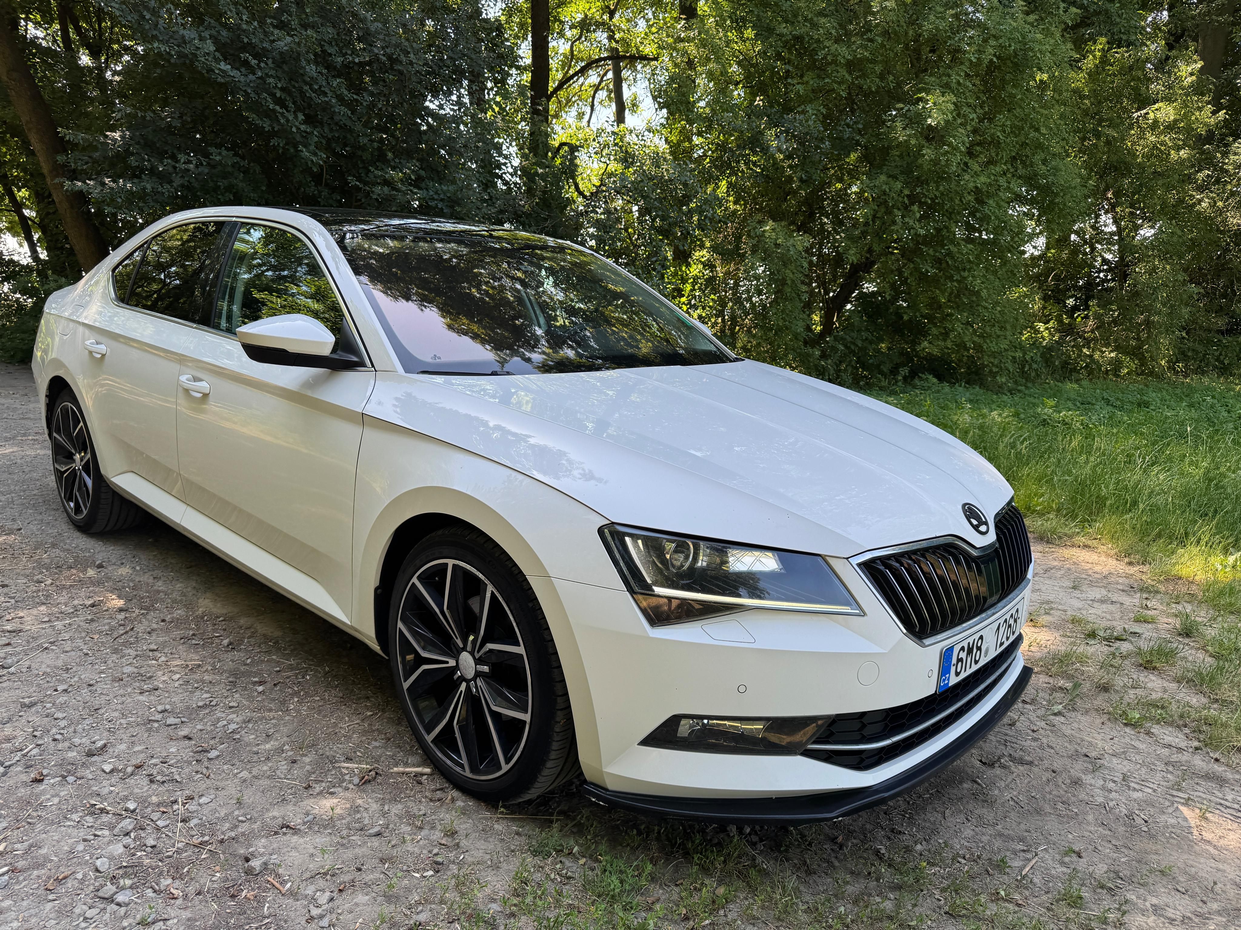 Škoda Superb, 2.0TDI 140kw, CANTON, Panorama - fotka 3